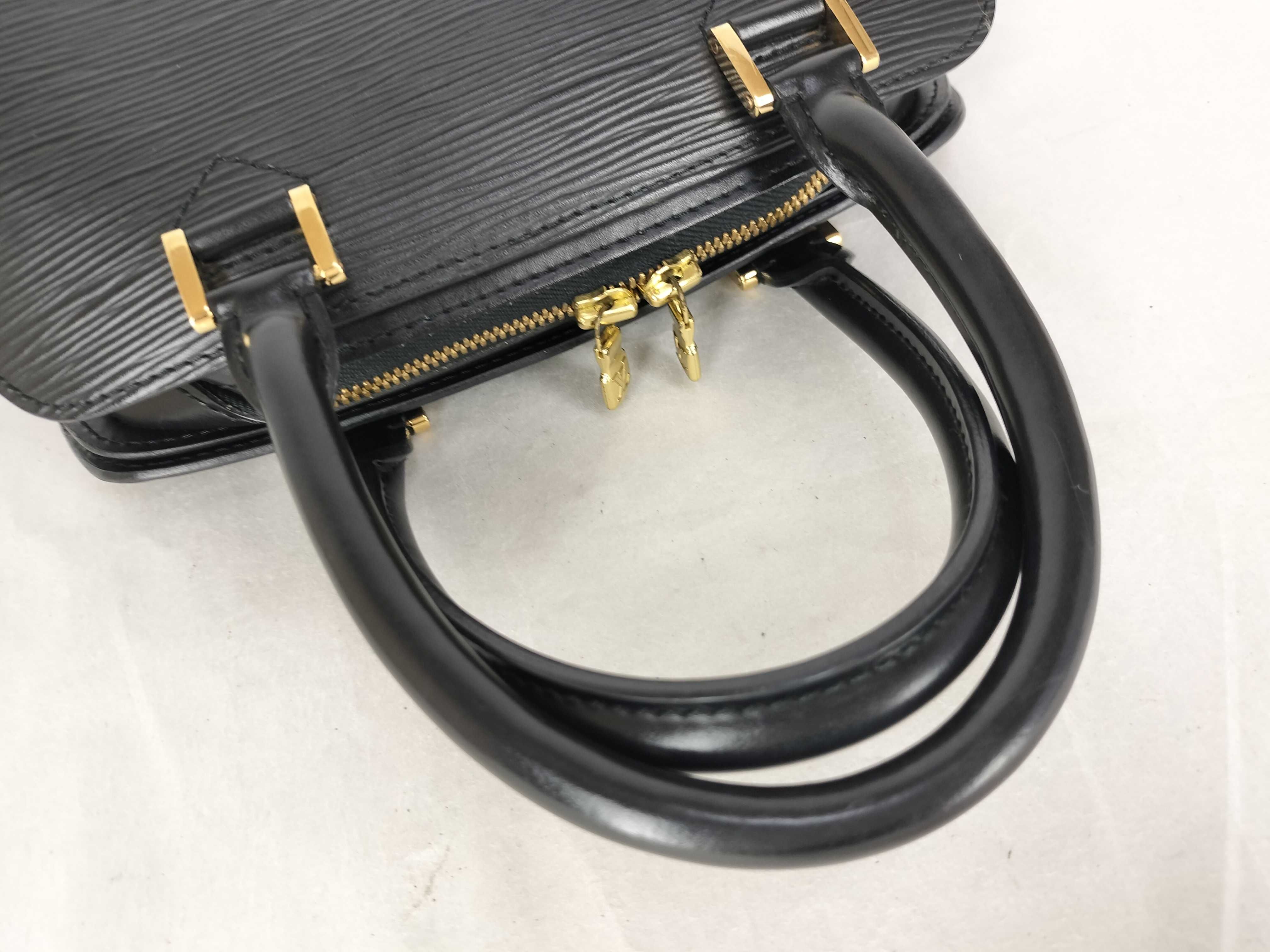 Epi Leather Handbag, Pont Neuf M52052 — view 3