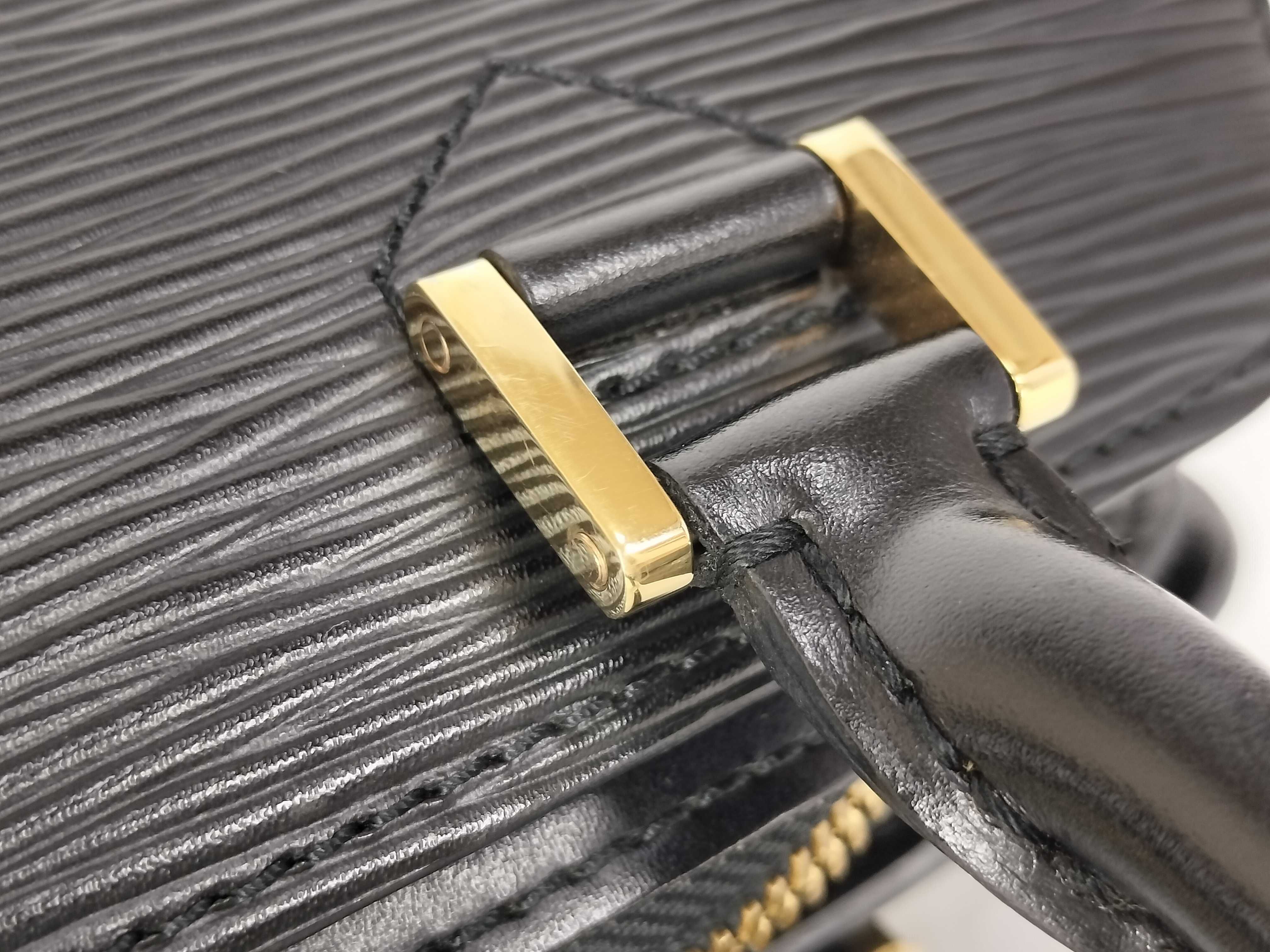 Epi Leather Handbag, Pont Neuf M52052 — view 5