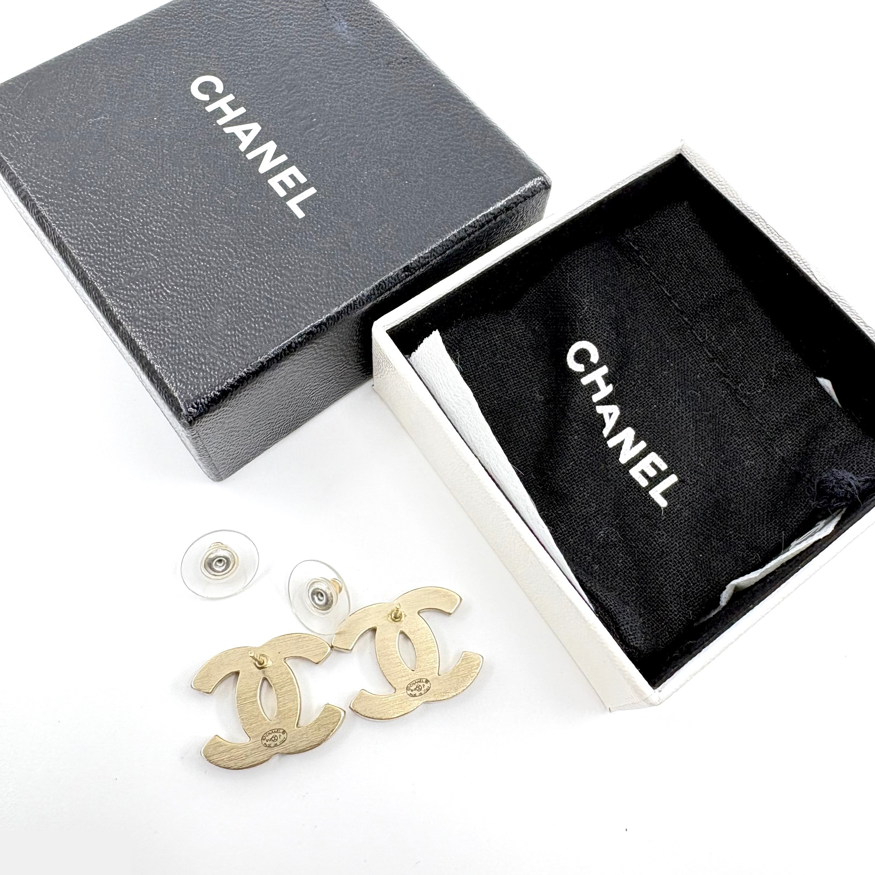 B12P Icon Series (Precious Metals) - Earrings — view 2