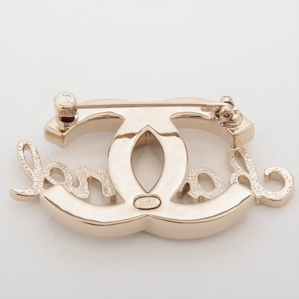 Coco Mark Logo L23B Brooch, Gold Plated x Faux Pearl, Gold, — view 2