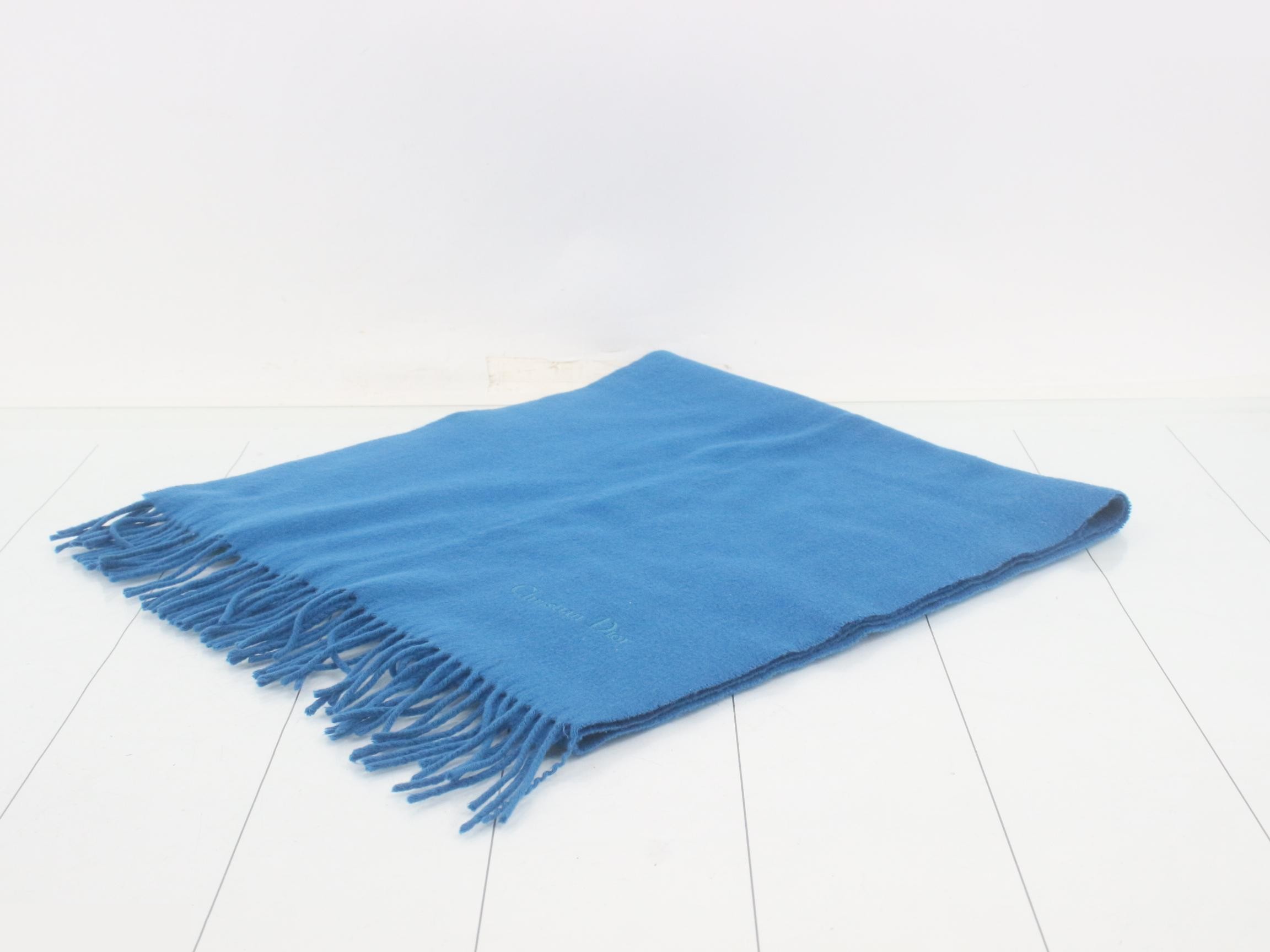 scarf, blue