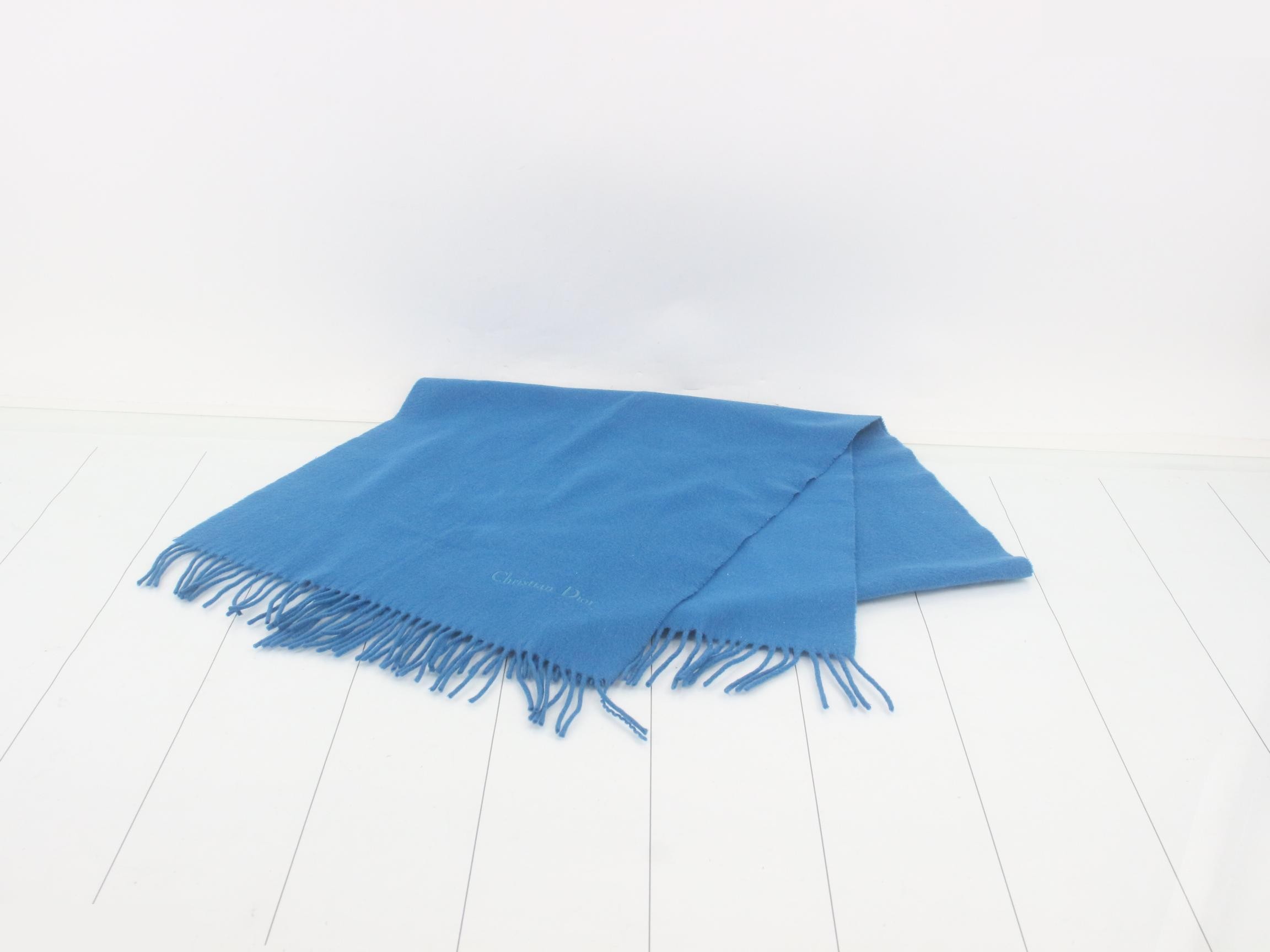 scarf, blue — view 2