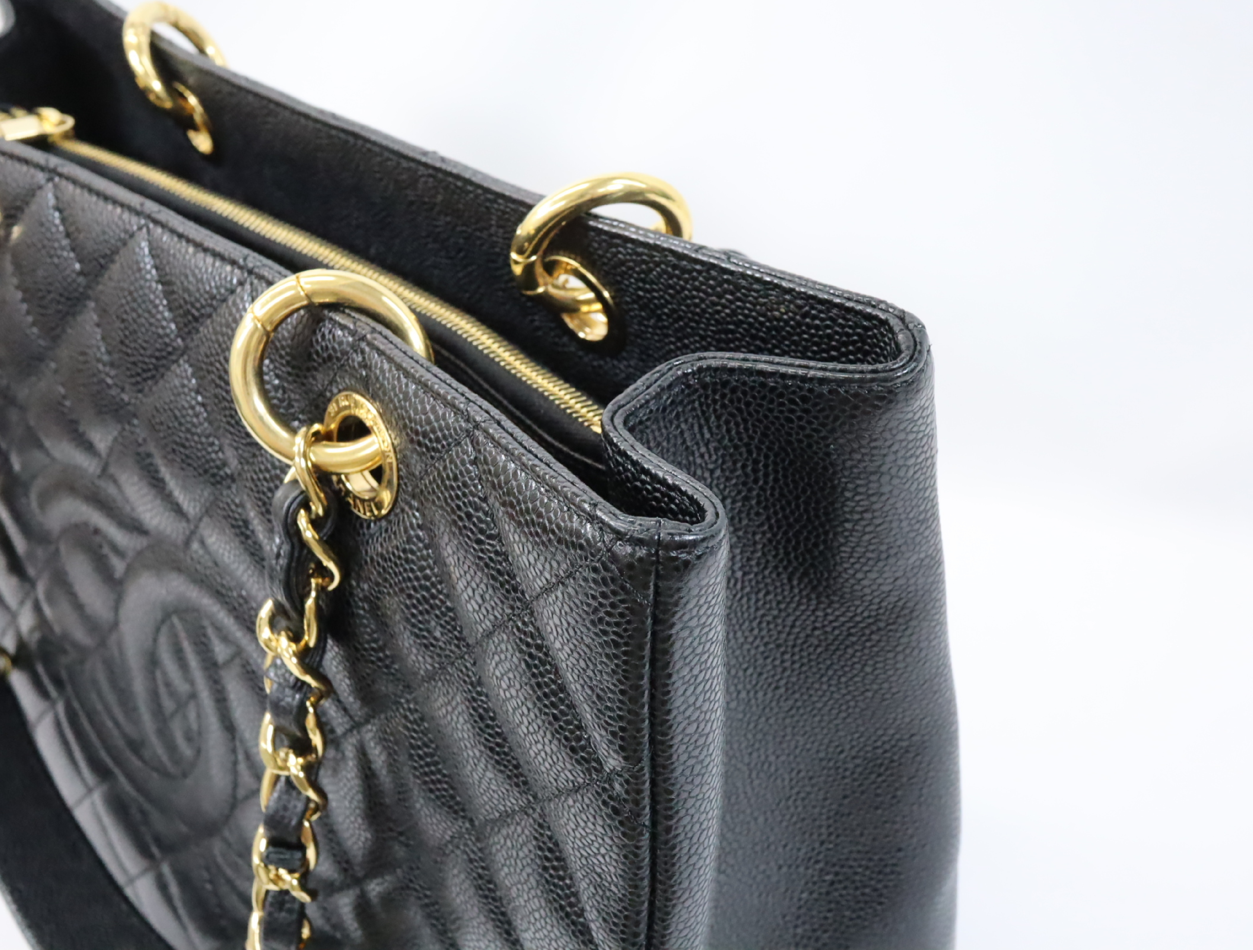 GST Caviar Skin Chain Tote Bag, Black, Serial Number 16-series, Gold Hardware, A50995 — view 11