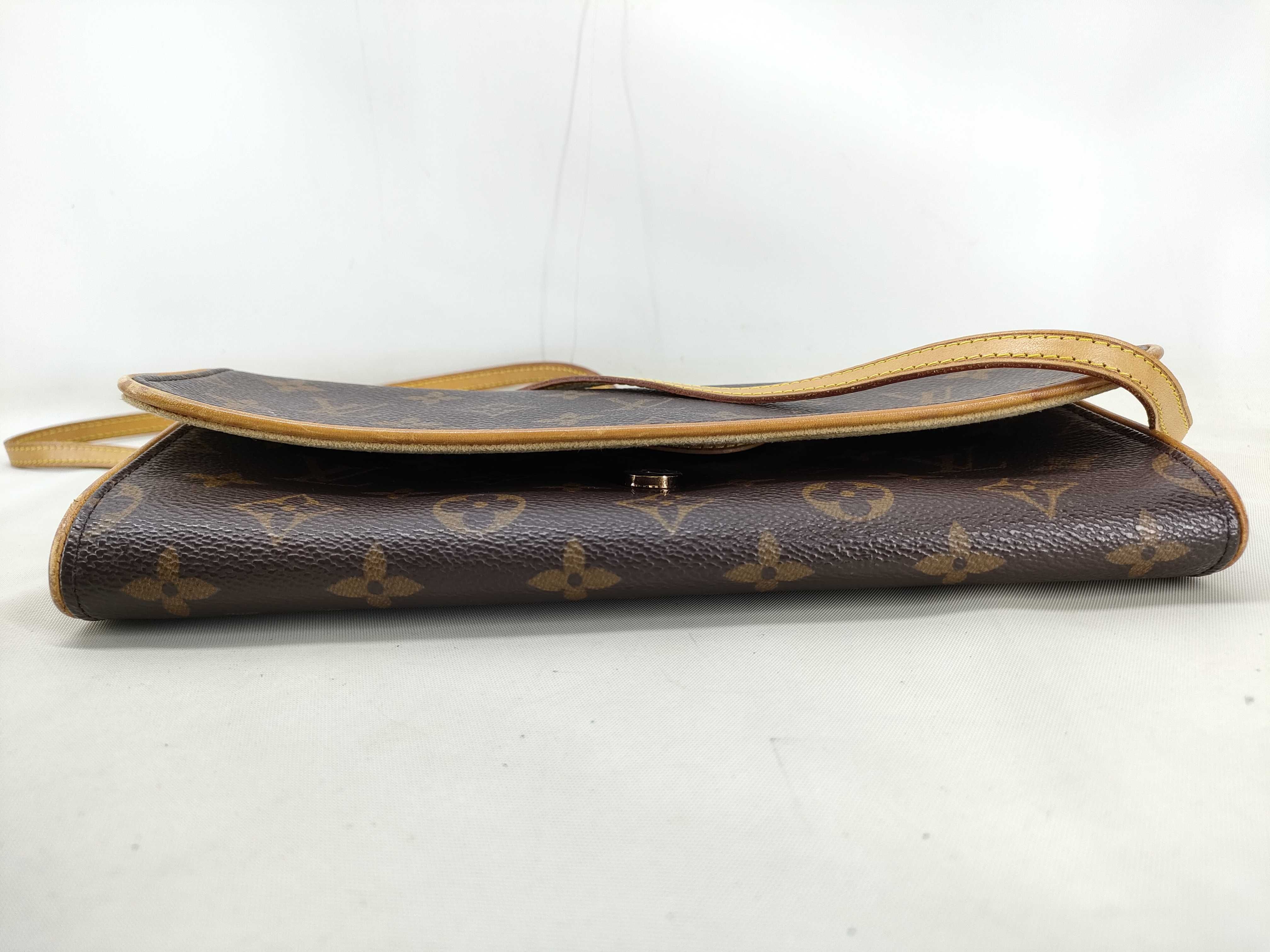 Monogram Pochette Twin GM M51852 CA0979 Shoulder Bag — view 3