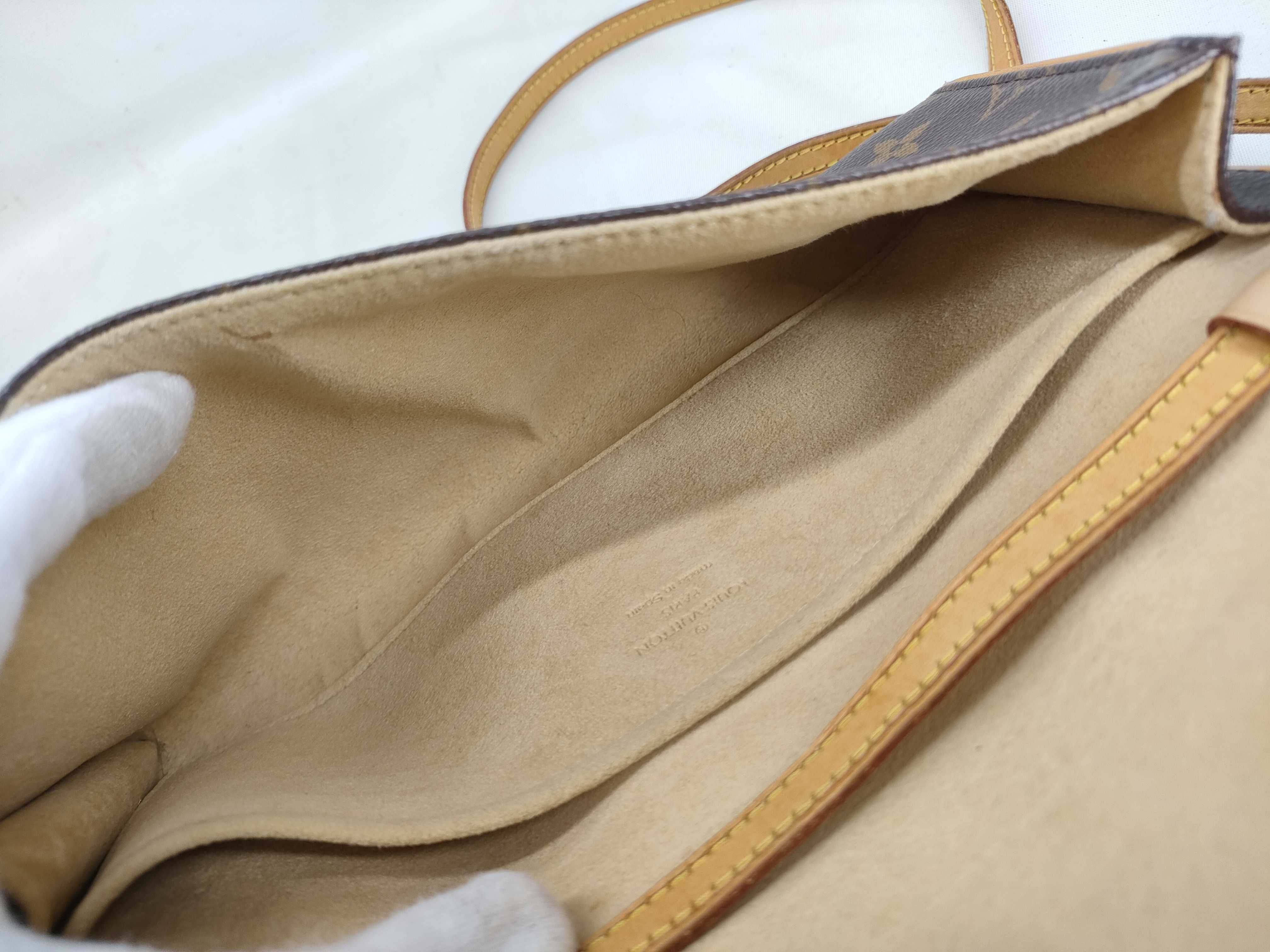 Monogram Pochette Twin GM M51852 CA0979 Shoulder Bag — view 9