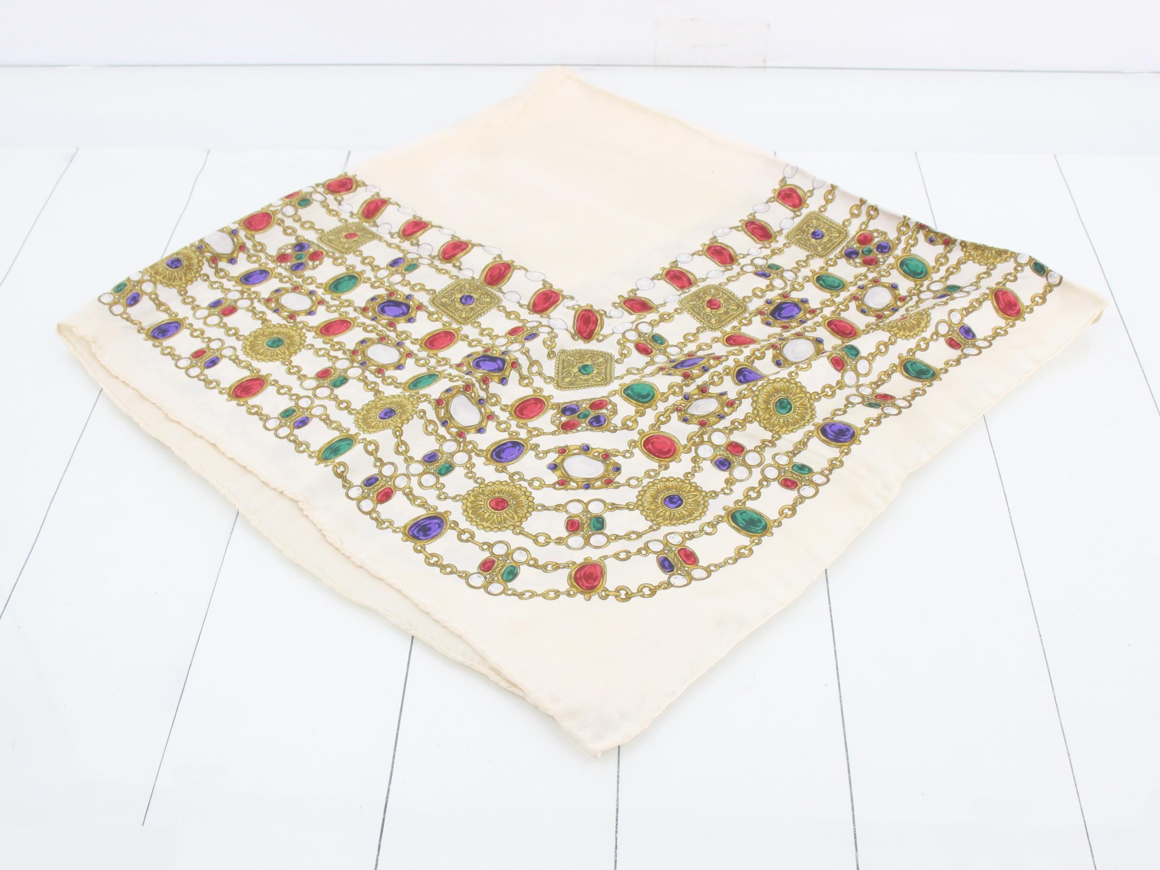 Other lines: Small items, accessories, scarves — view 2