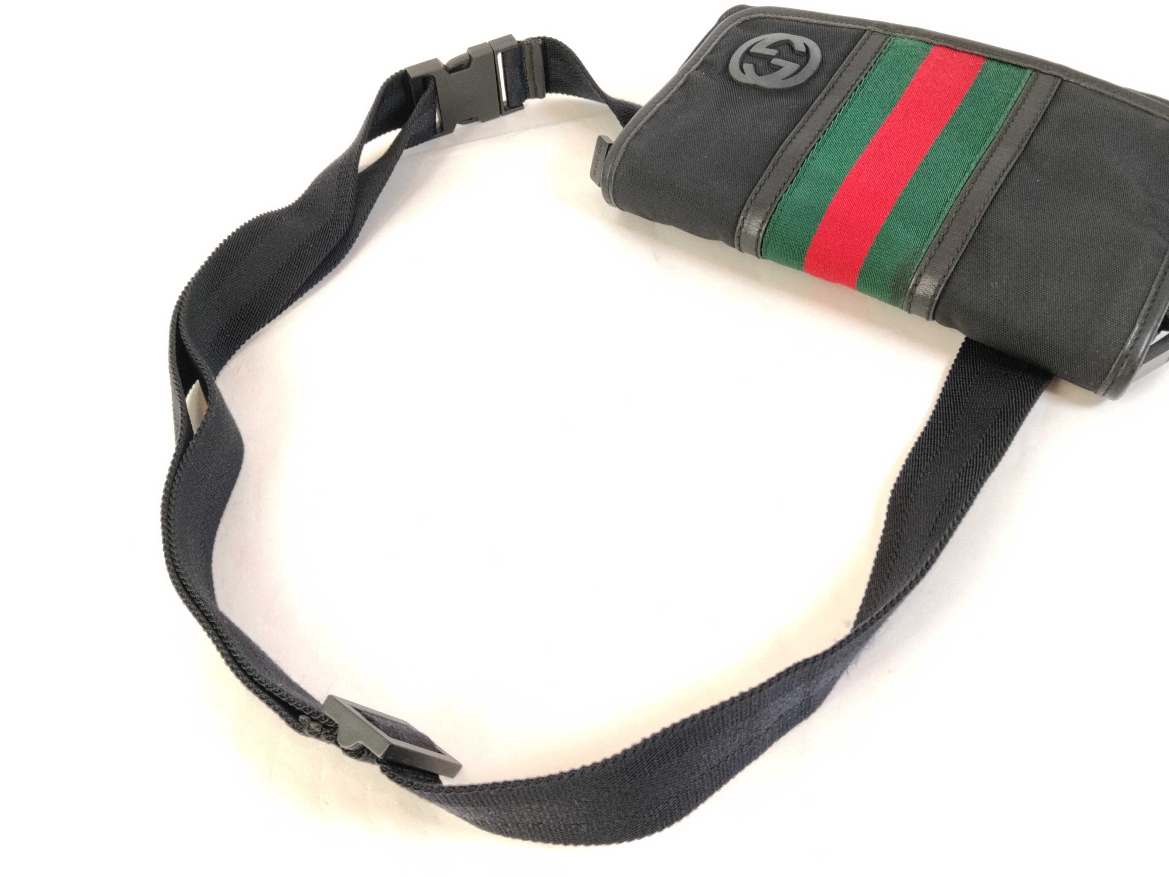 Interlocking GG Nylon Body Bag 181064 Shoulder Bag — view 3