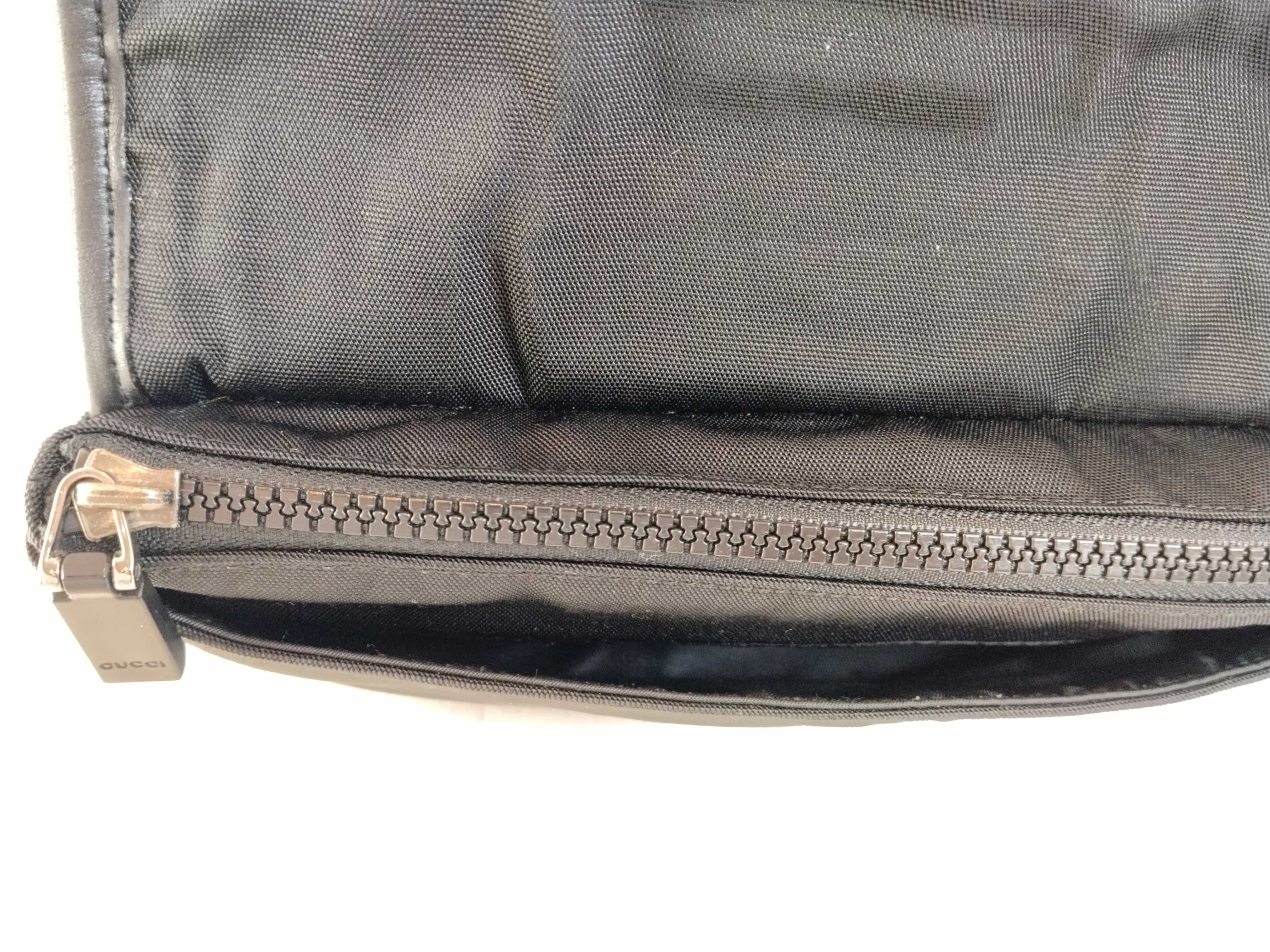Interlocking GG Nylon Body Bag 181064 Shoulder Bag — view 9