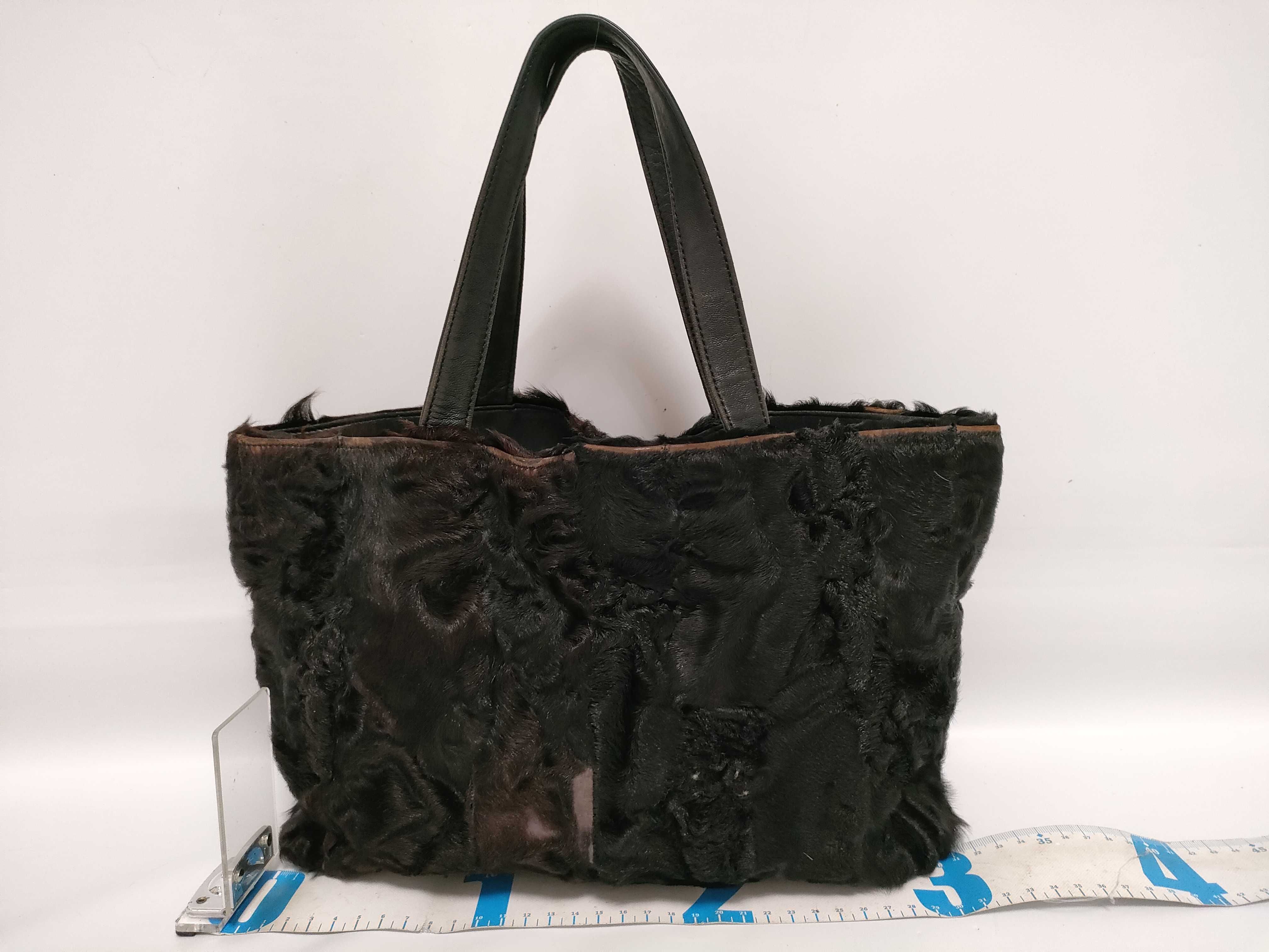 Rabbit Fur Leather Handle Black Handbag — view 2