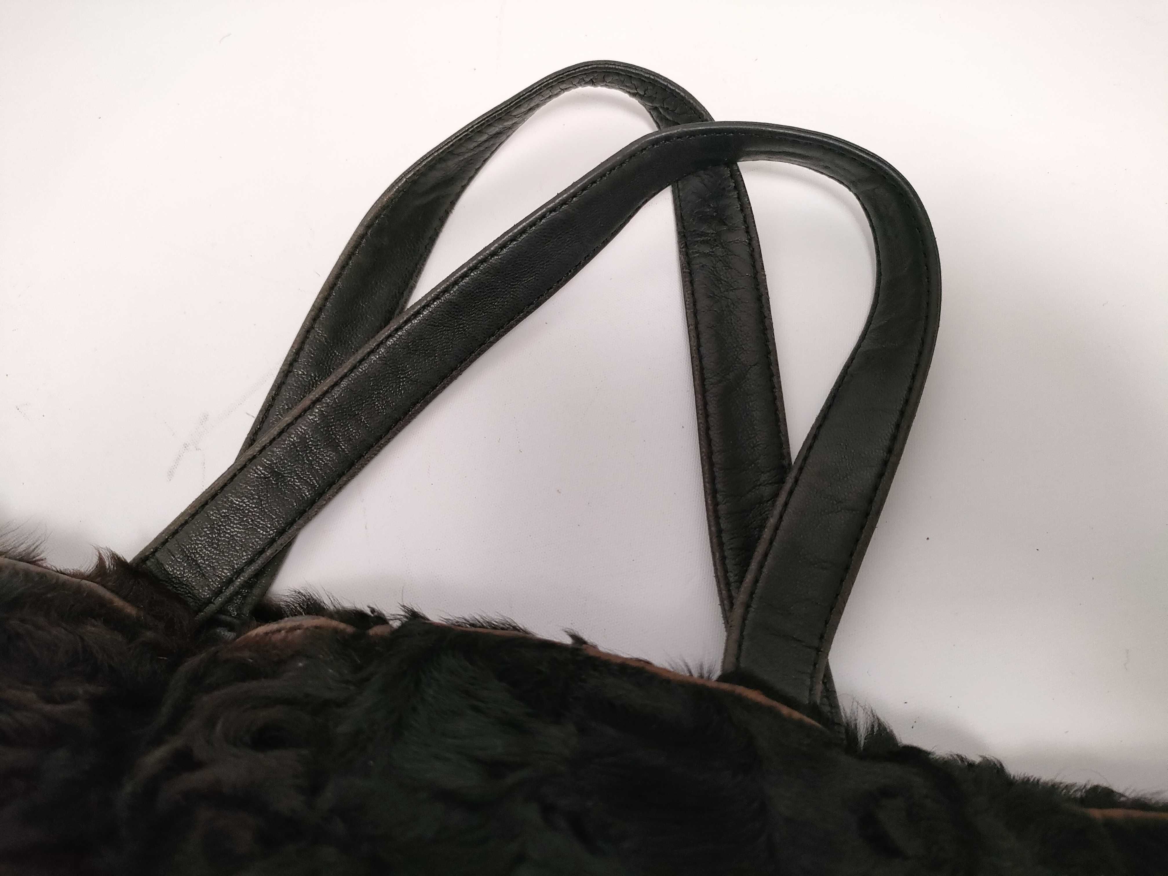 Rabbit Fur Leather Handle Black Handbag — view 3