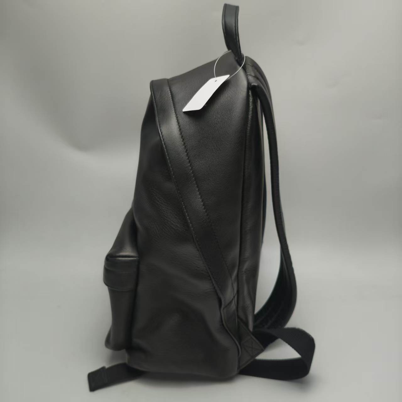 【*Shipped from: China*】BALENCIAGA Leather Backpack — view 4