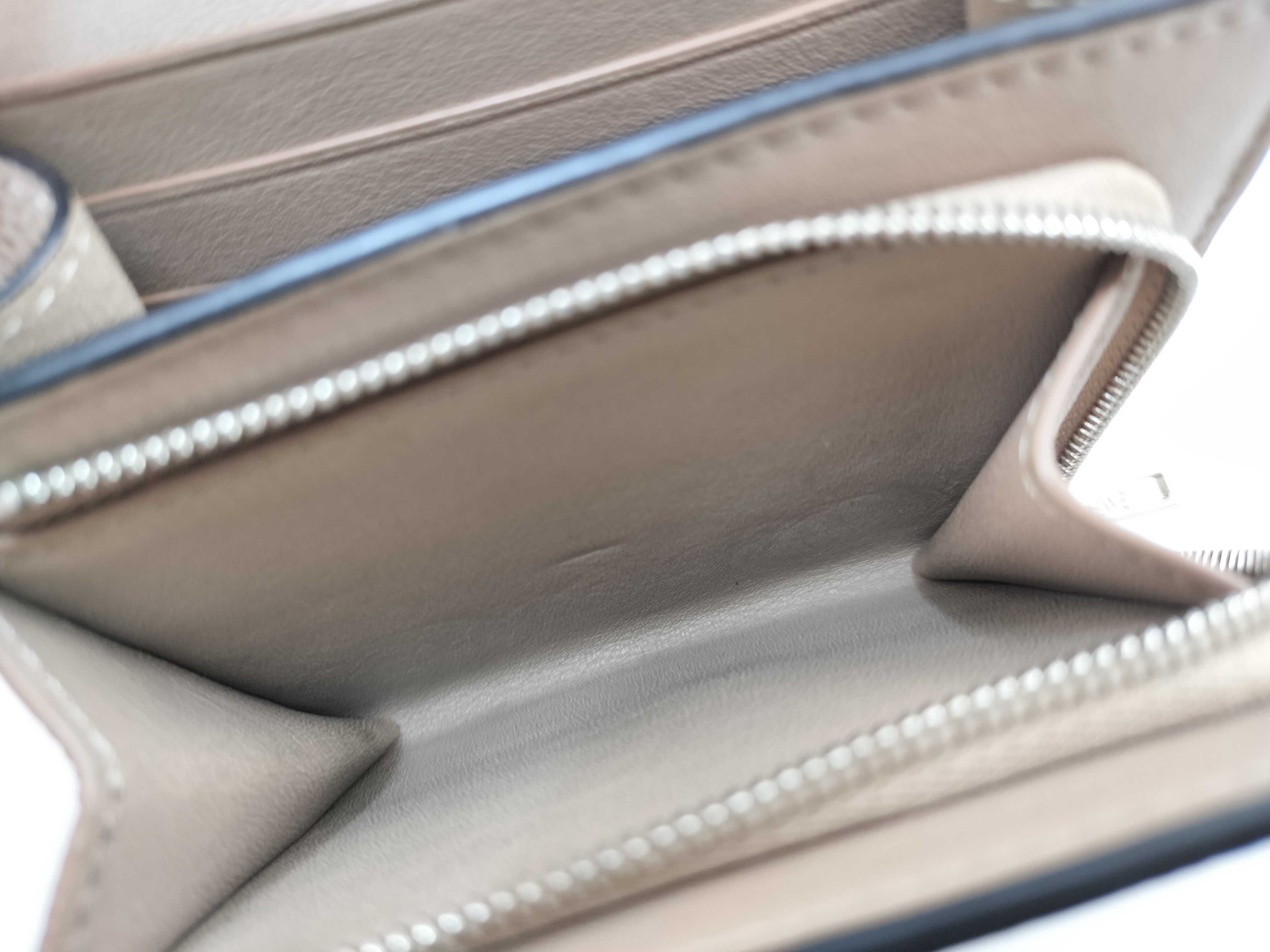 bi-fold wallet, greige, with dust bag and box. — view 11