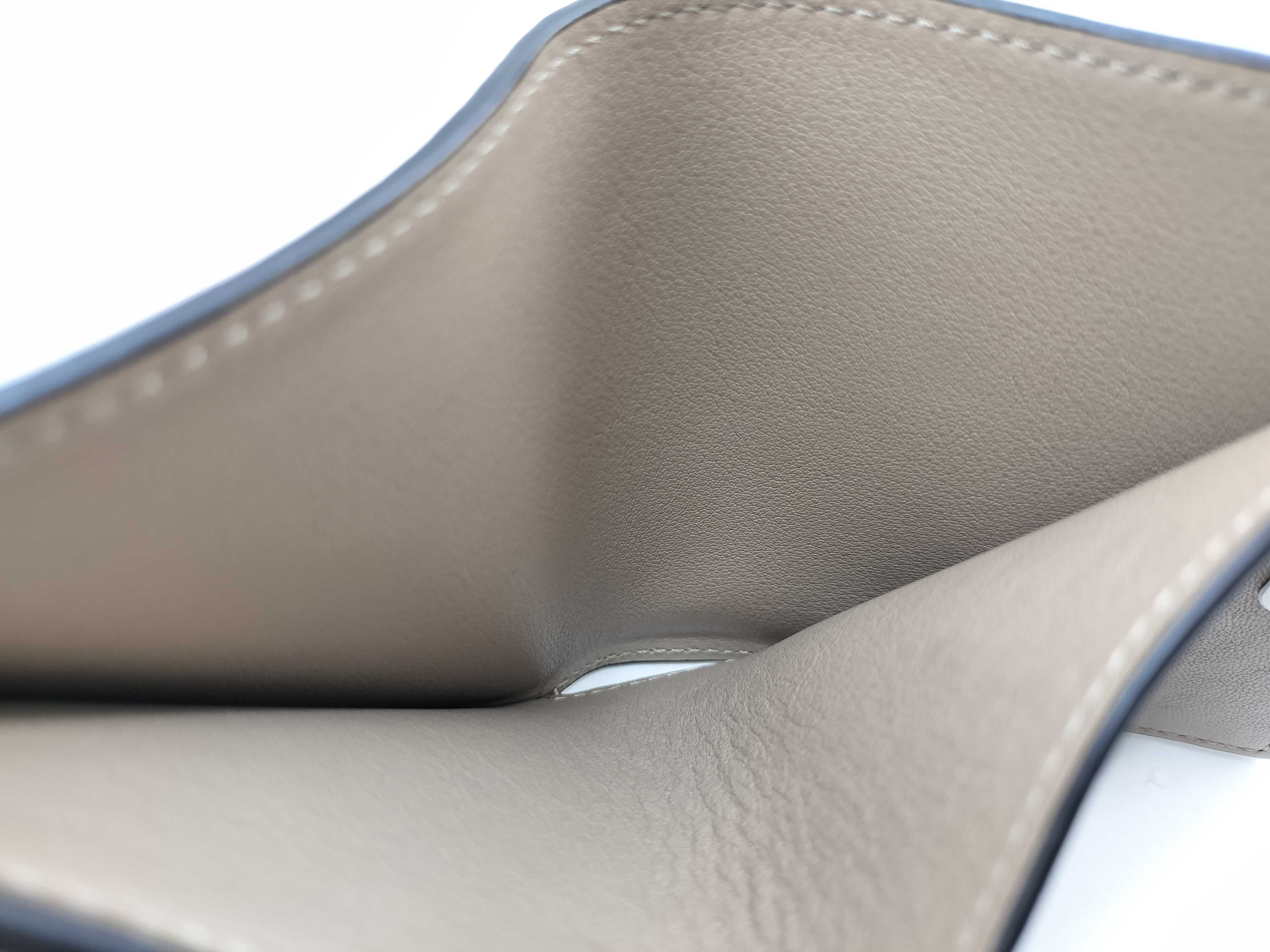 bi-fold wallet, greige, with dust bag and box. — view 14