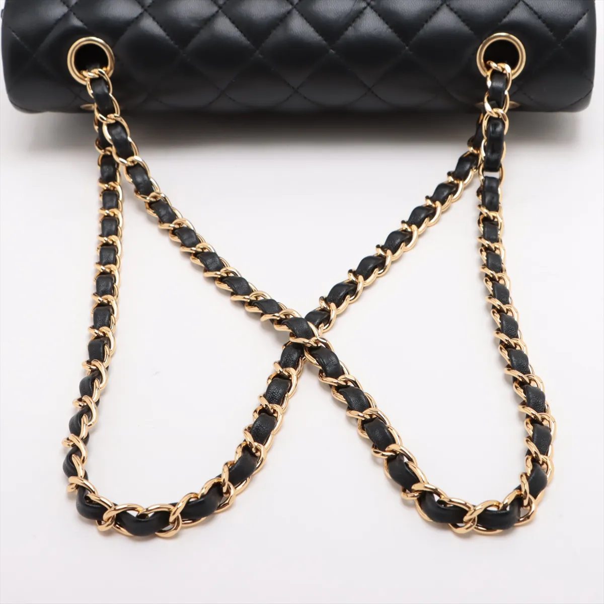 [Individually wrapped] Chanel Matelasse 25 Lambskin Double Flap Double Chain Bag Black Gold Hardware 30915323 30s A01112 — view 5