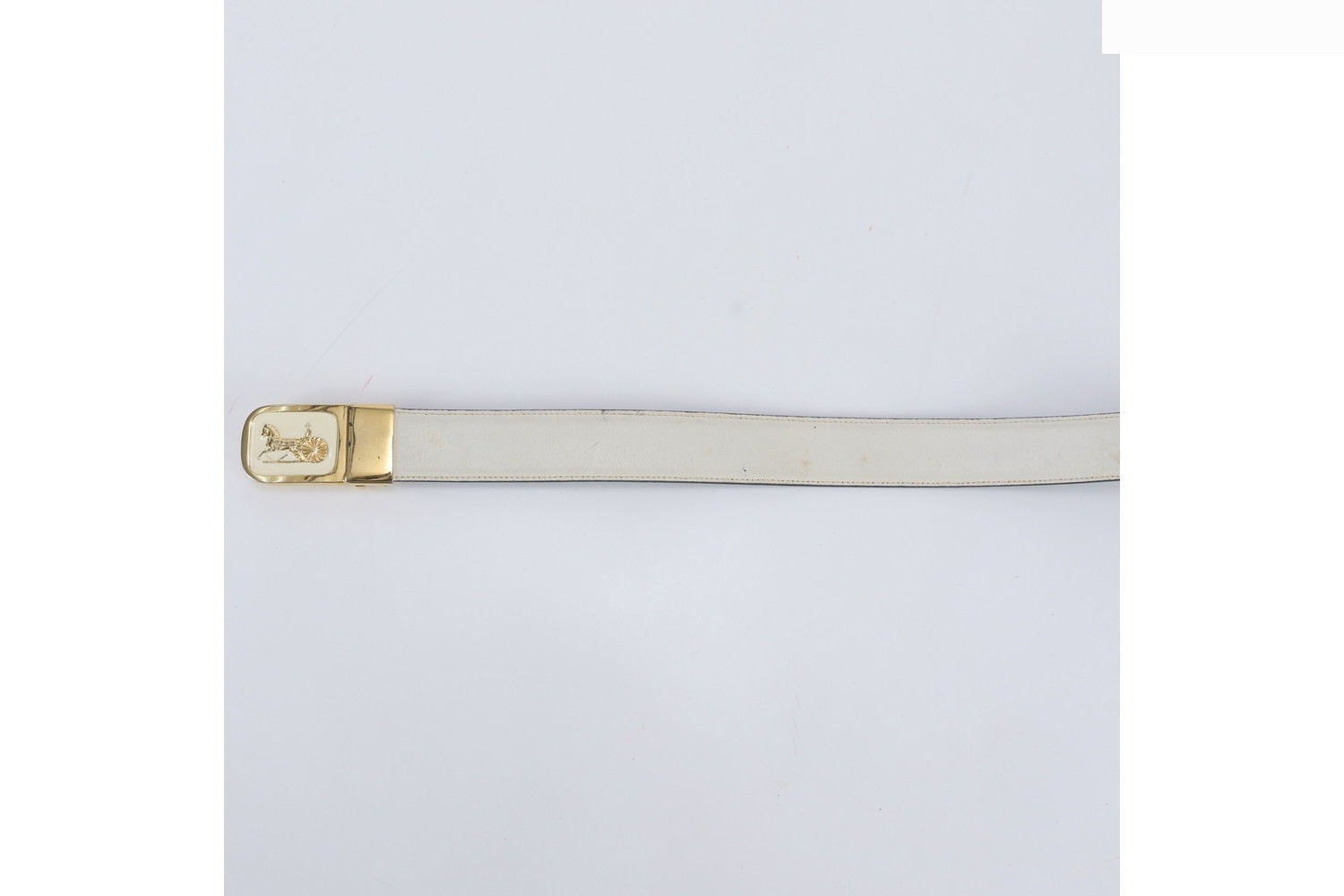 Carriage-style metal fittings, leather, reversible belt, 2-way, gold buckle — view 4