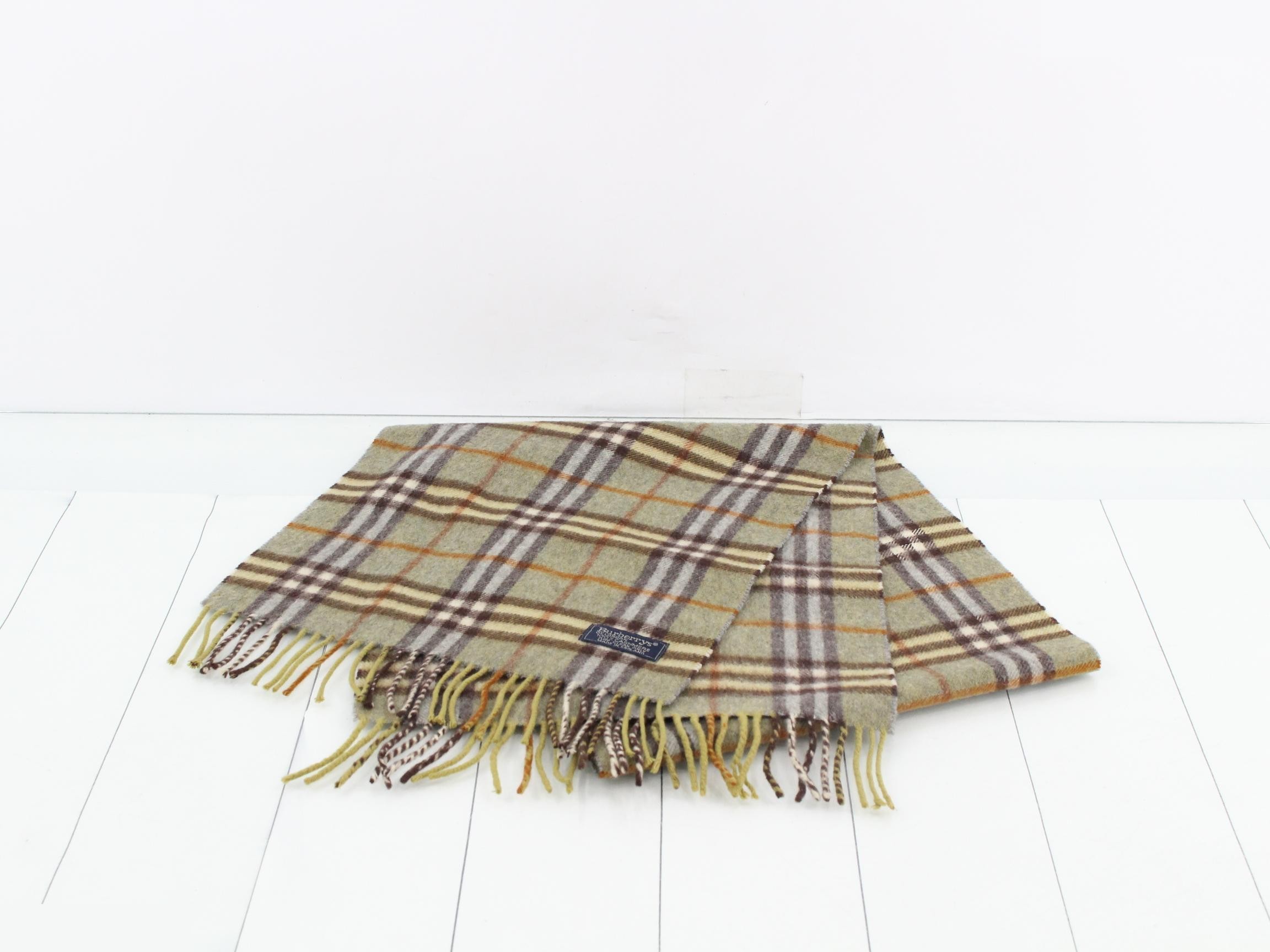 100% Cashmere Scarf, Green — view 2