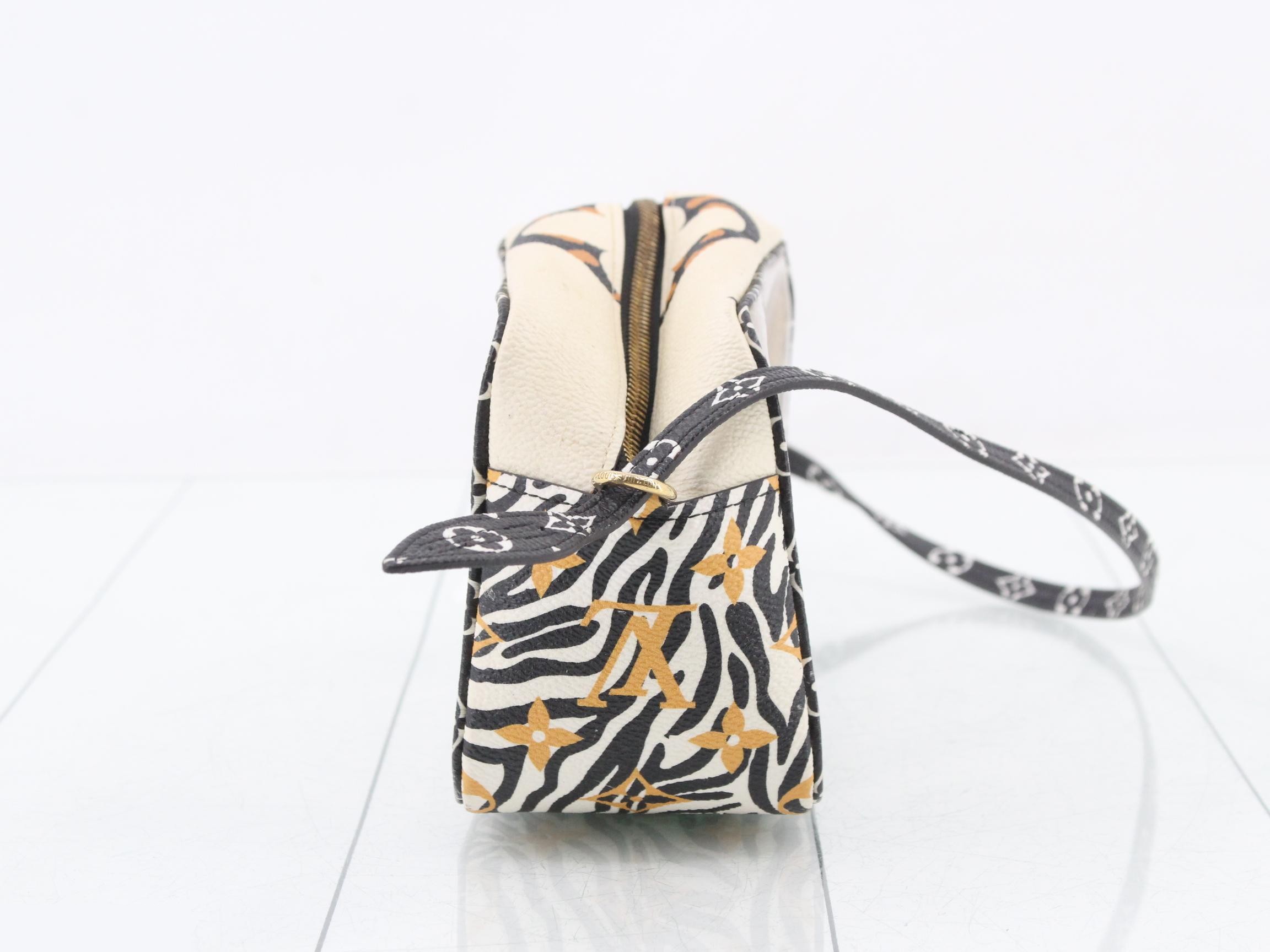 Monogram Jungle Beach Pouch Shoulder Pouch — view 3