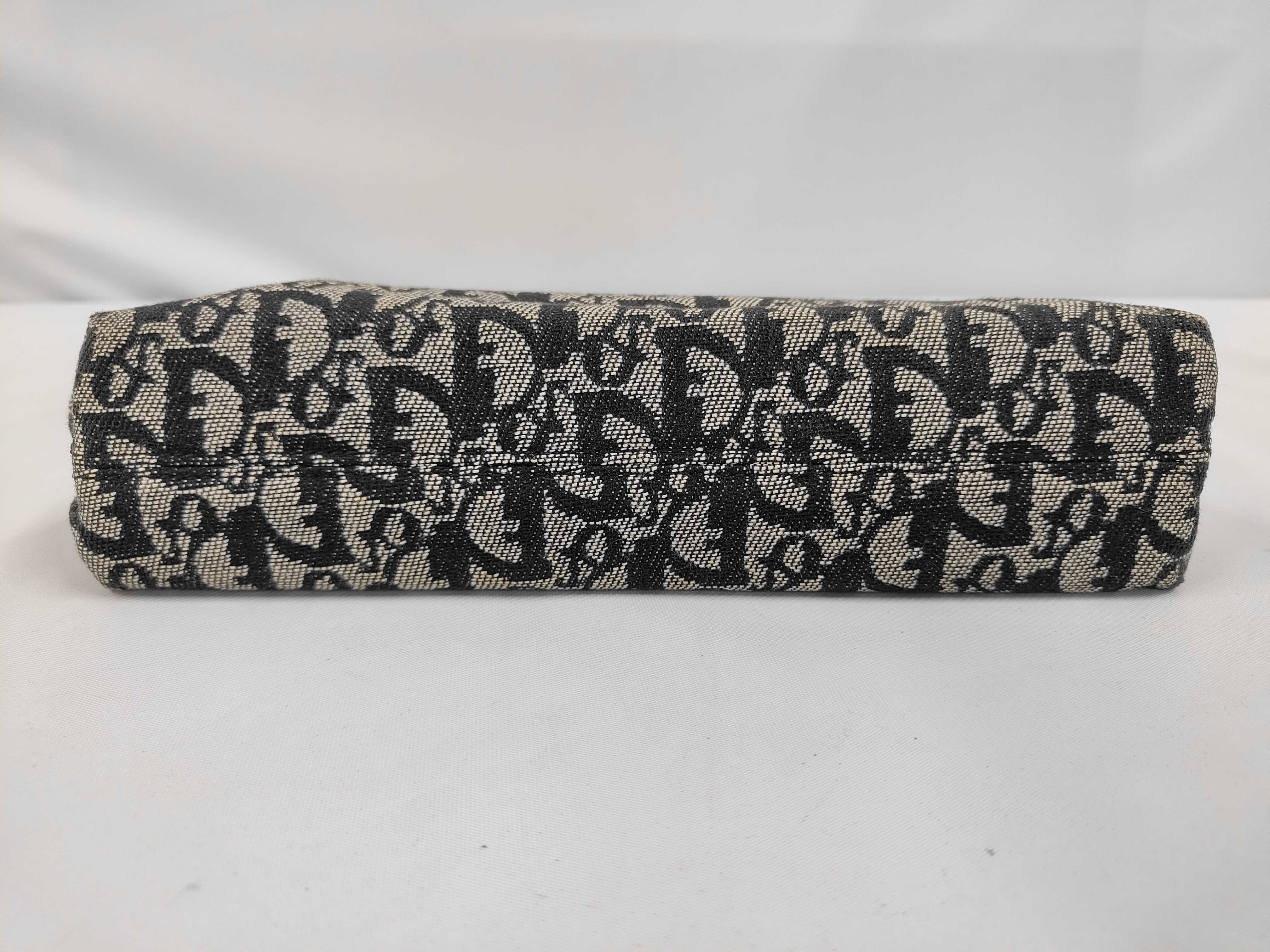 Trotter Handbag — view 3