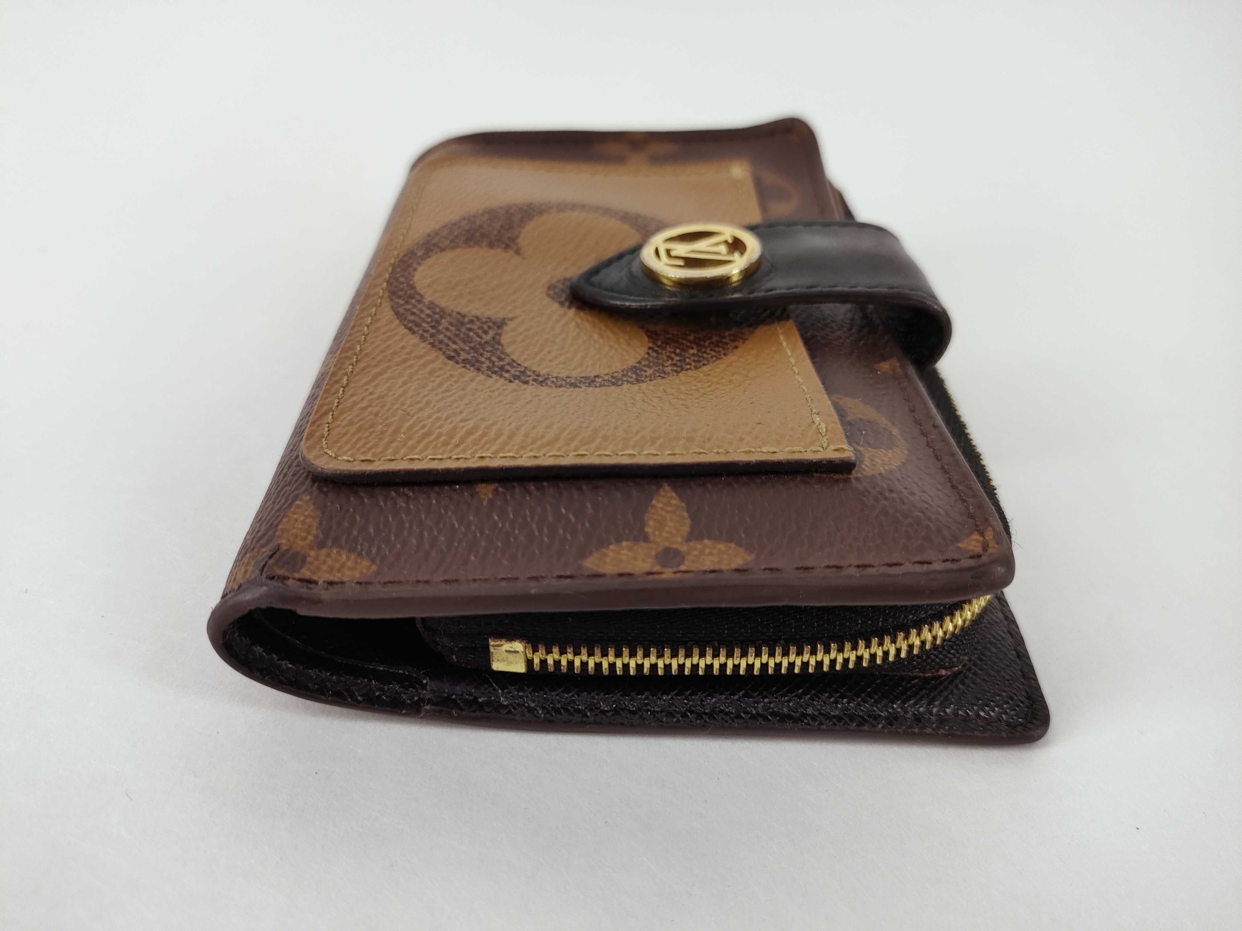 Monogram Louis Vuitton Giant Monogram Reverse Portefeuille Juliette Wallet — view 4