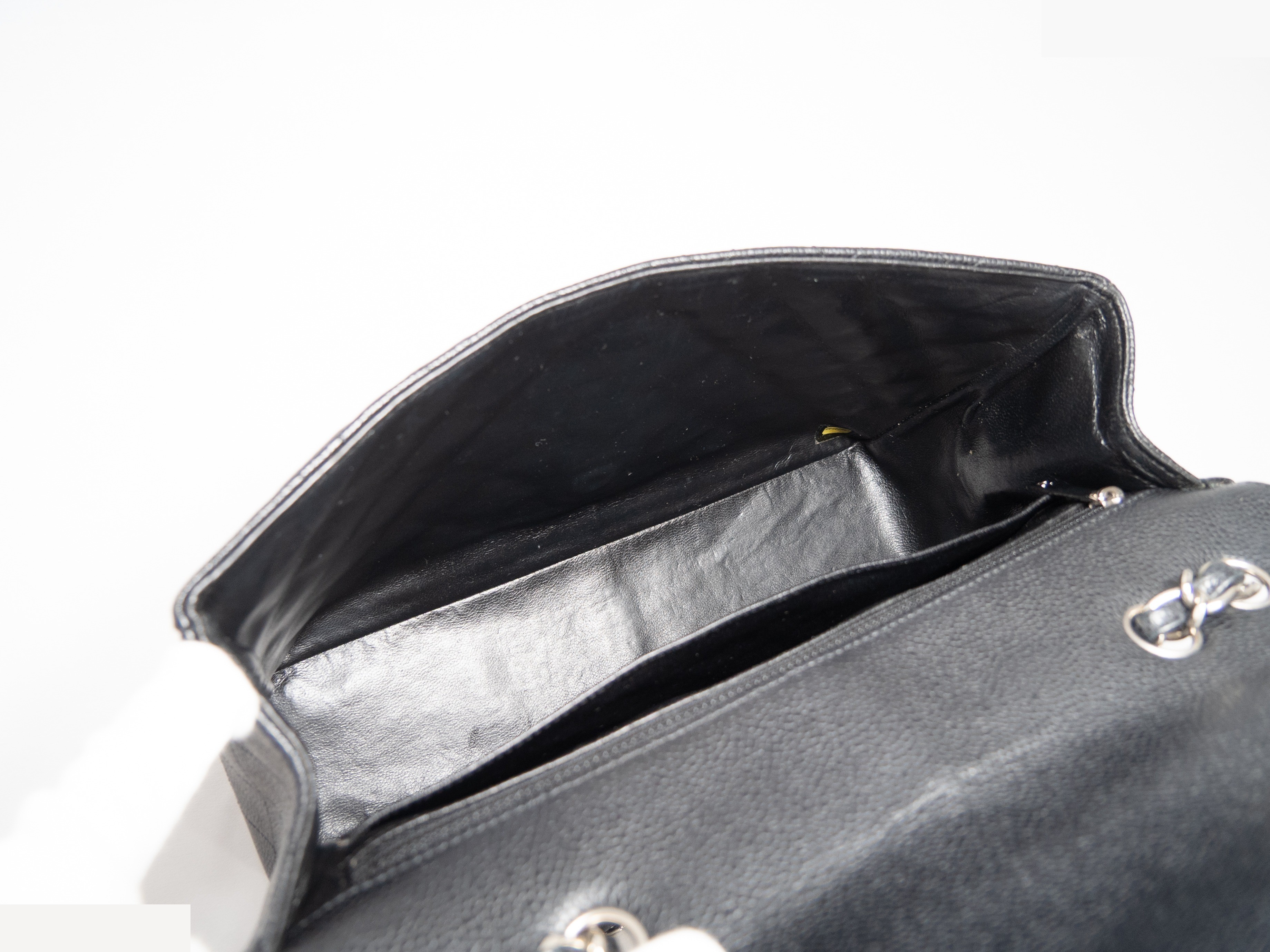 Large Matelassé Caviar Black Seal — view 10