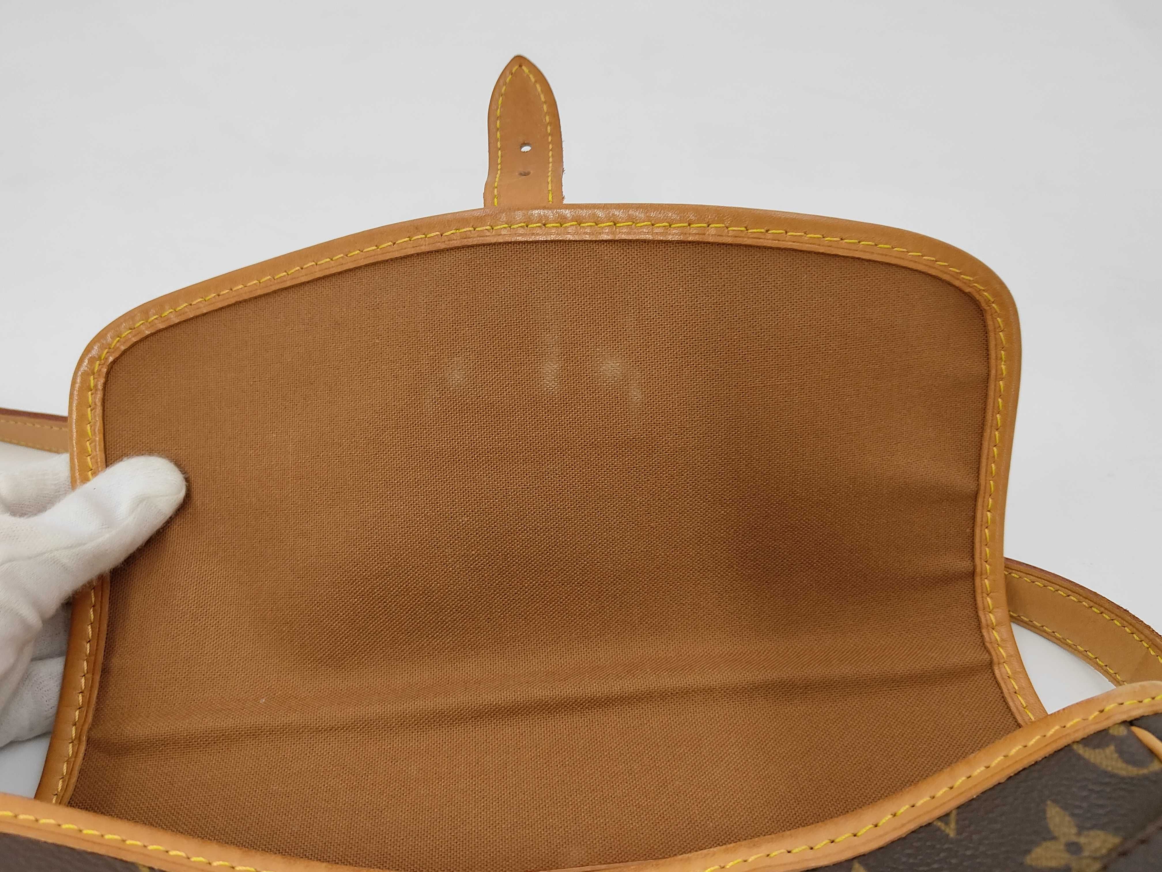 Monogram Sologne SL0050 Shoulder Bag — view 8