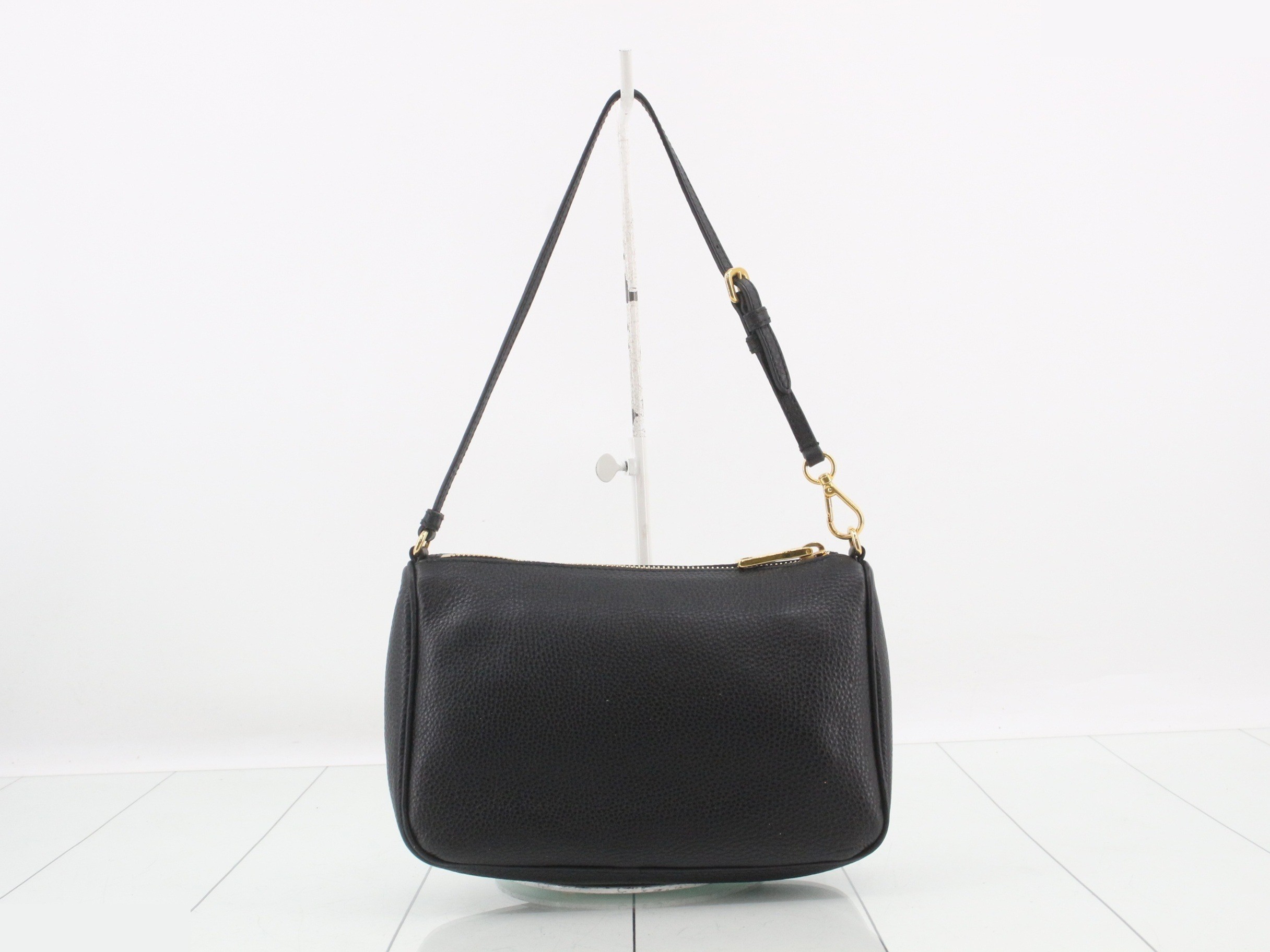 Vitello Daino Leather One-Shoulder Bag, Black, with Box and Guarantee Card — view 2
