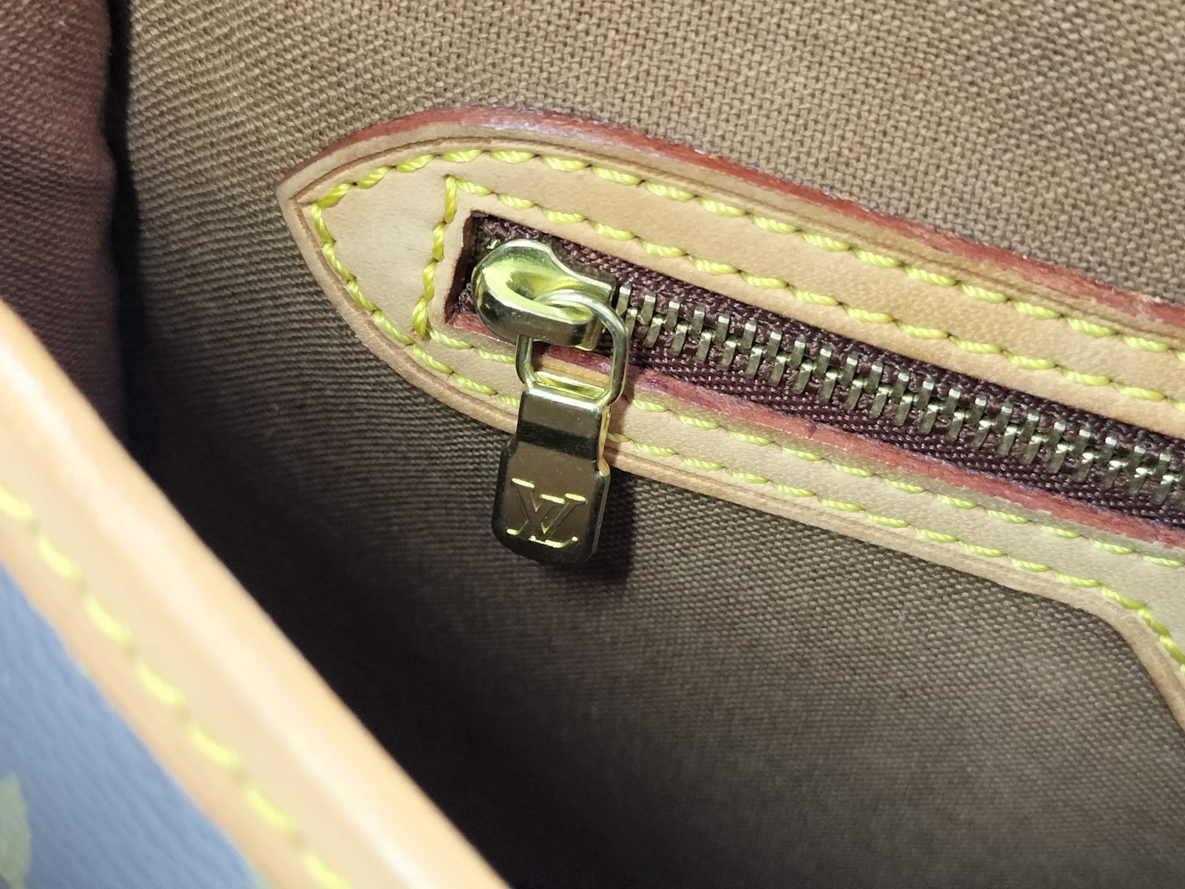 Monogram Louis Vuitton Sologne Shoulder Bag Monogram M42250 Shoulder Bag — view 11