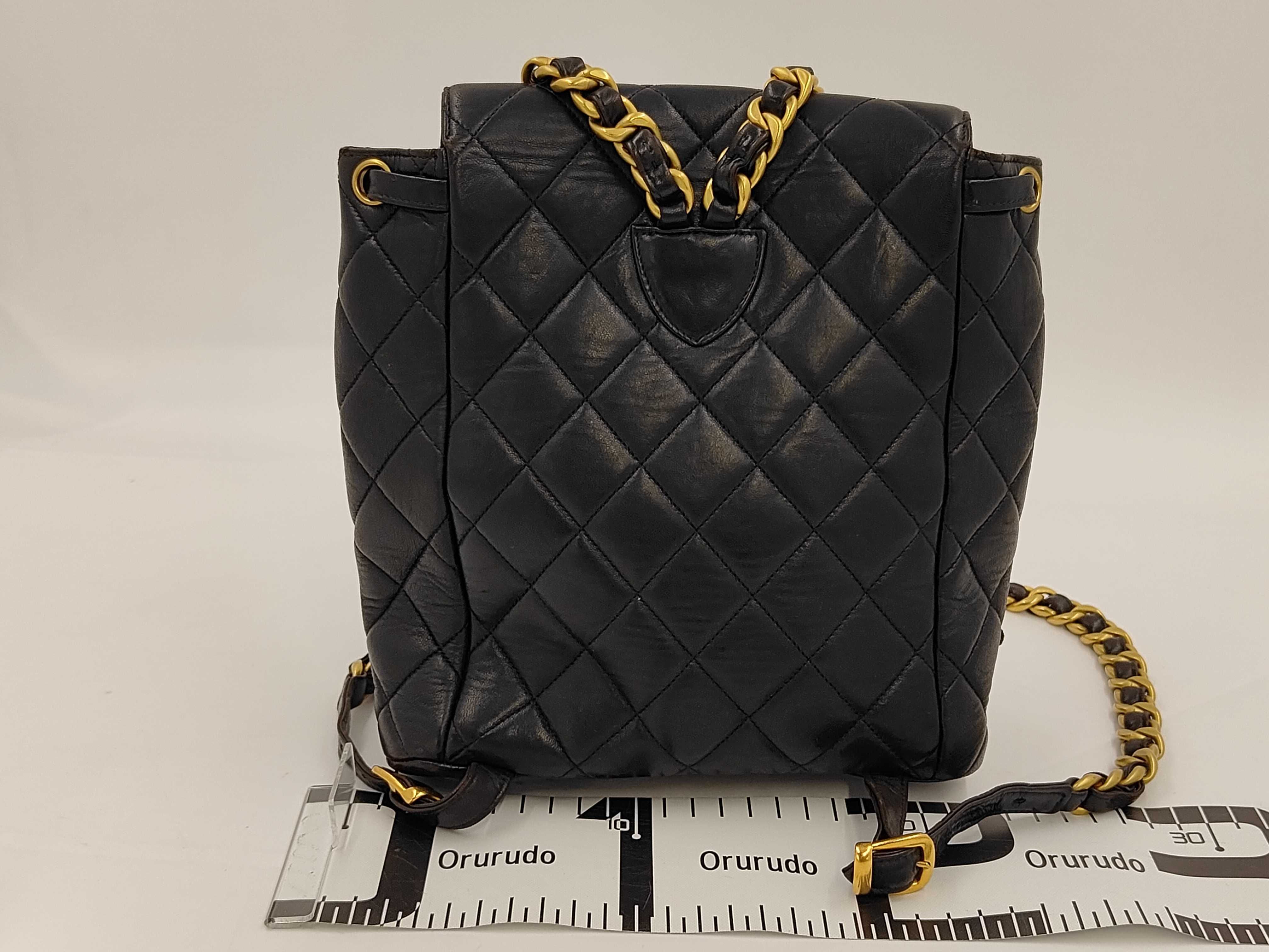 Matelassé Backpack, Lambskin, Black, Gold Hardware, 4032899 (Serial Number 4) — view 2