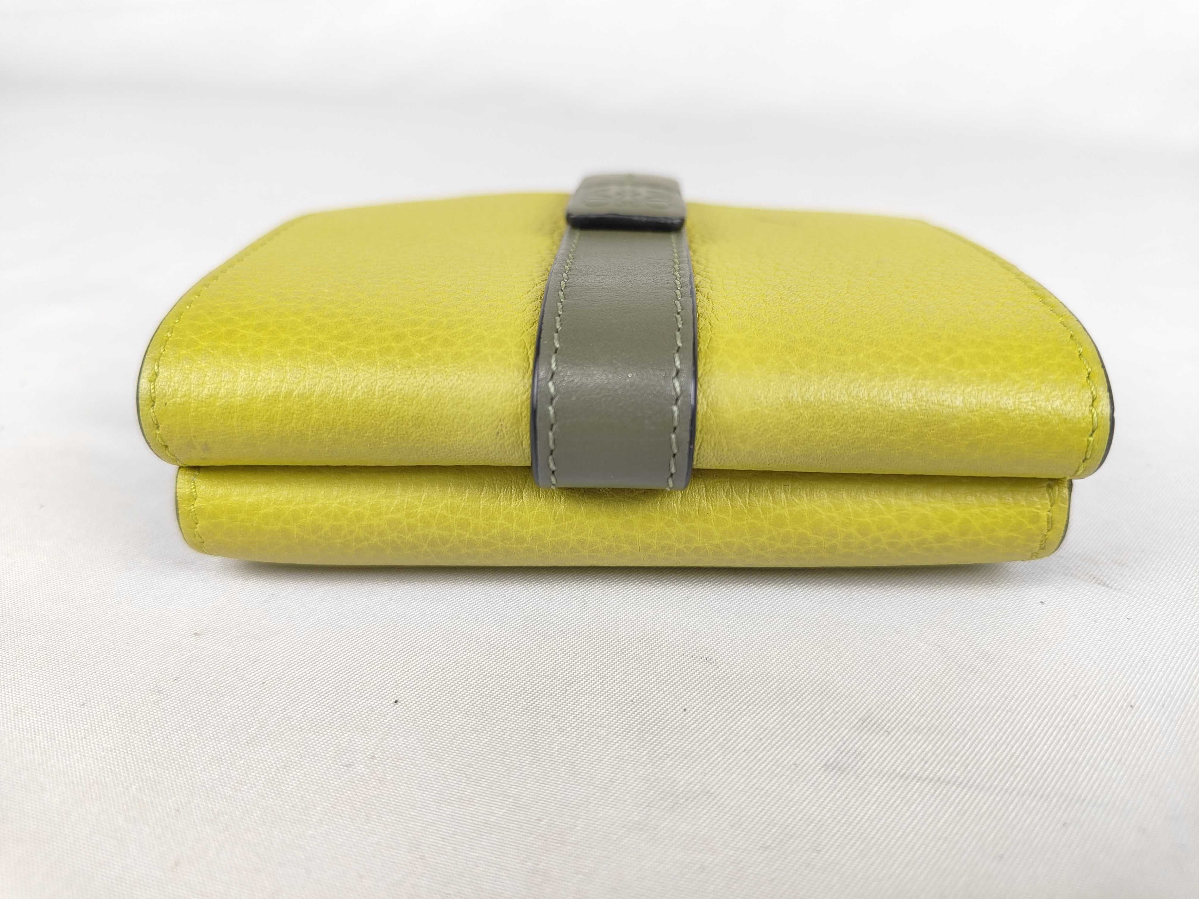 Vertical Wallet Small Wallet — view 3