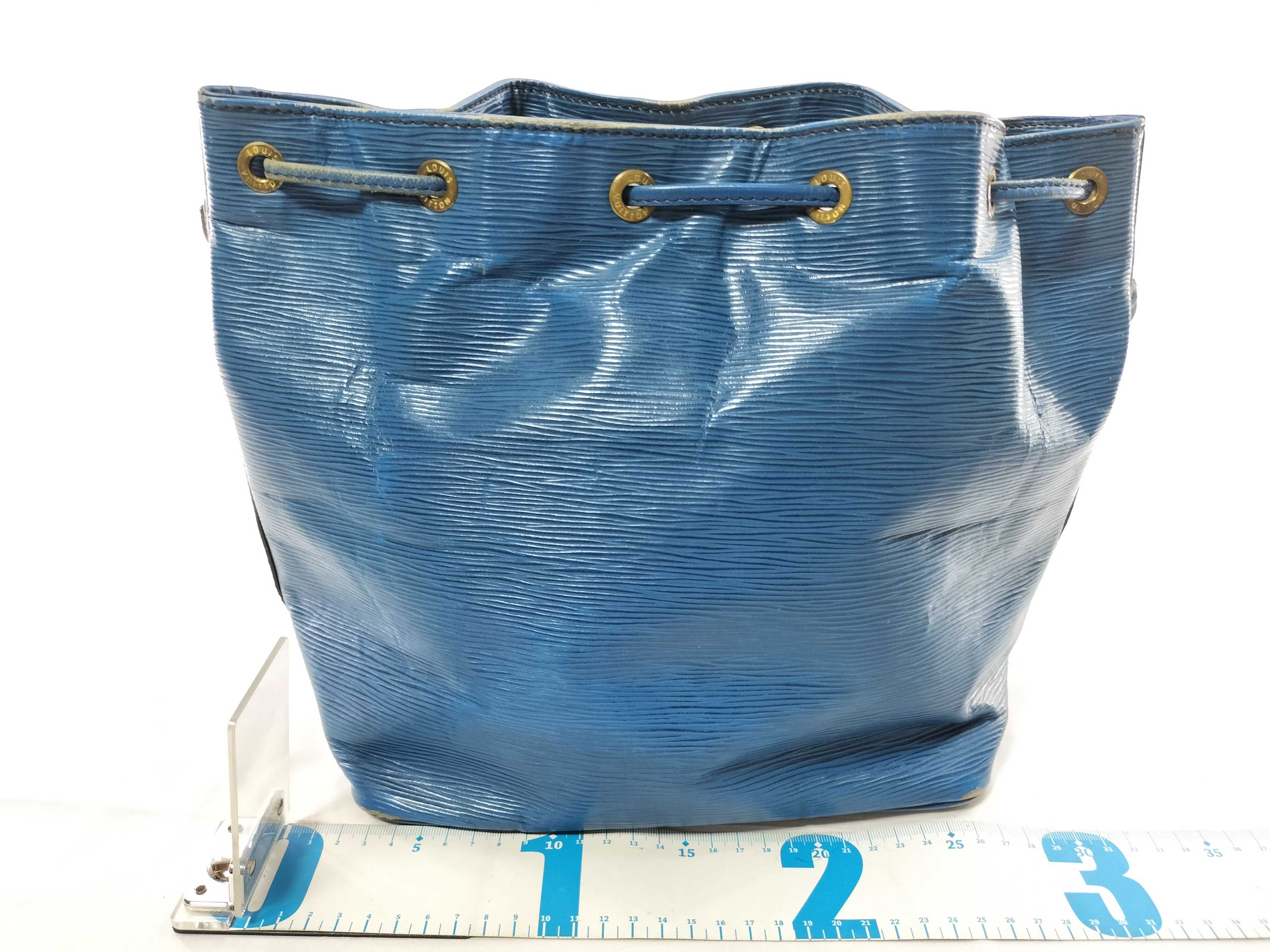 Epi Noé Shoulder Bag — view 2