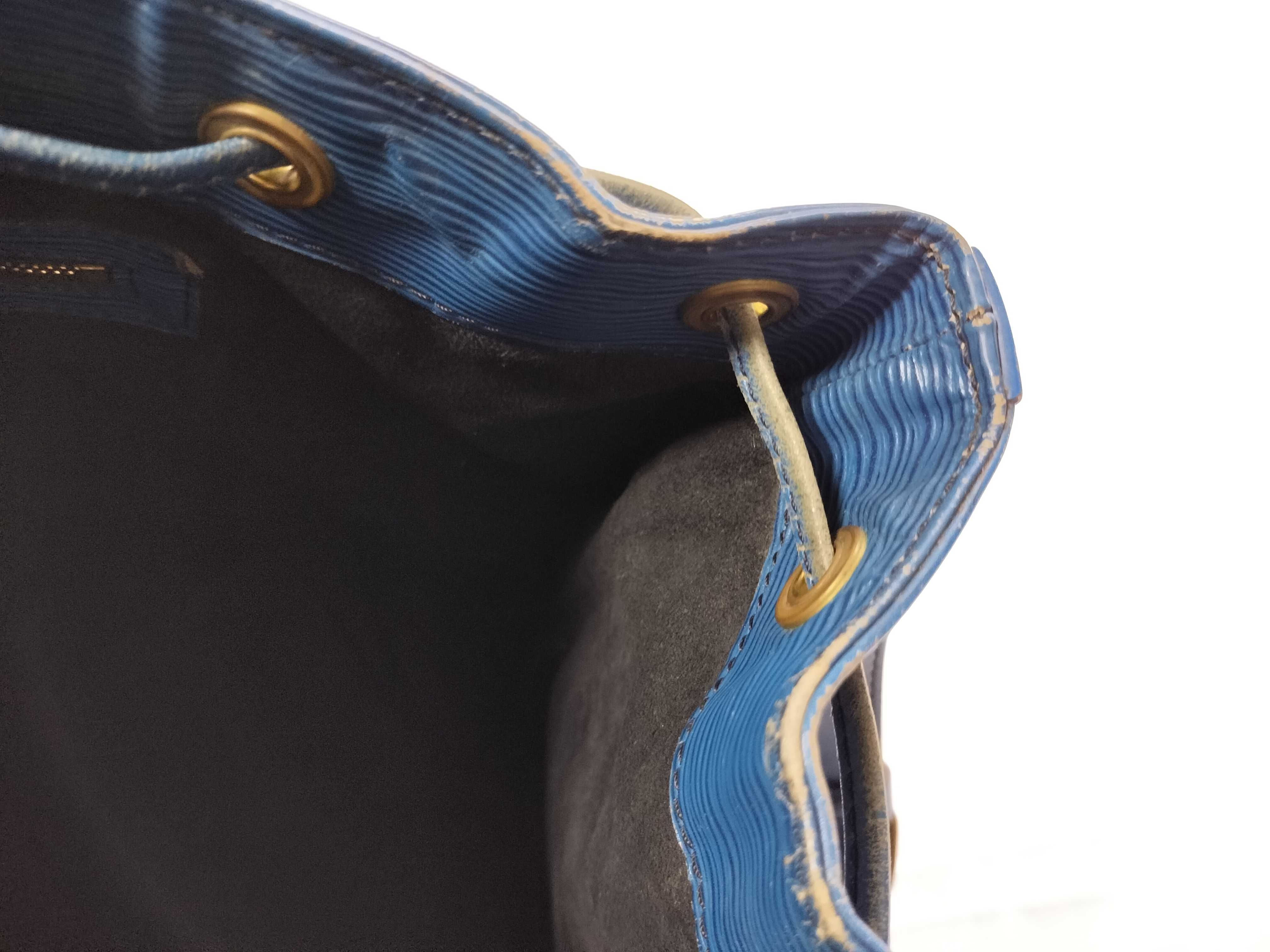 Epi Noé Shoulder Bag — view 9