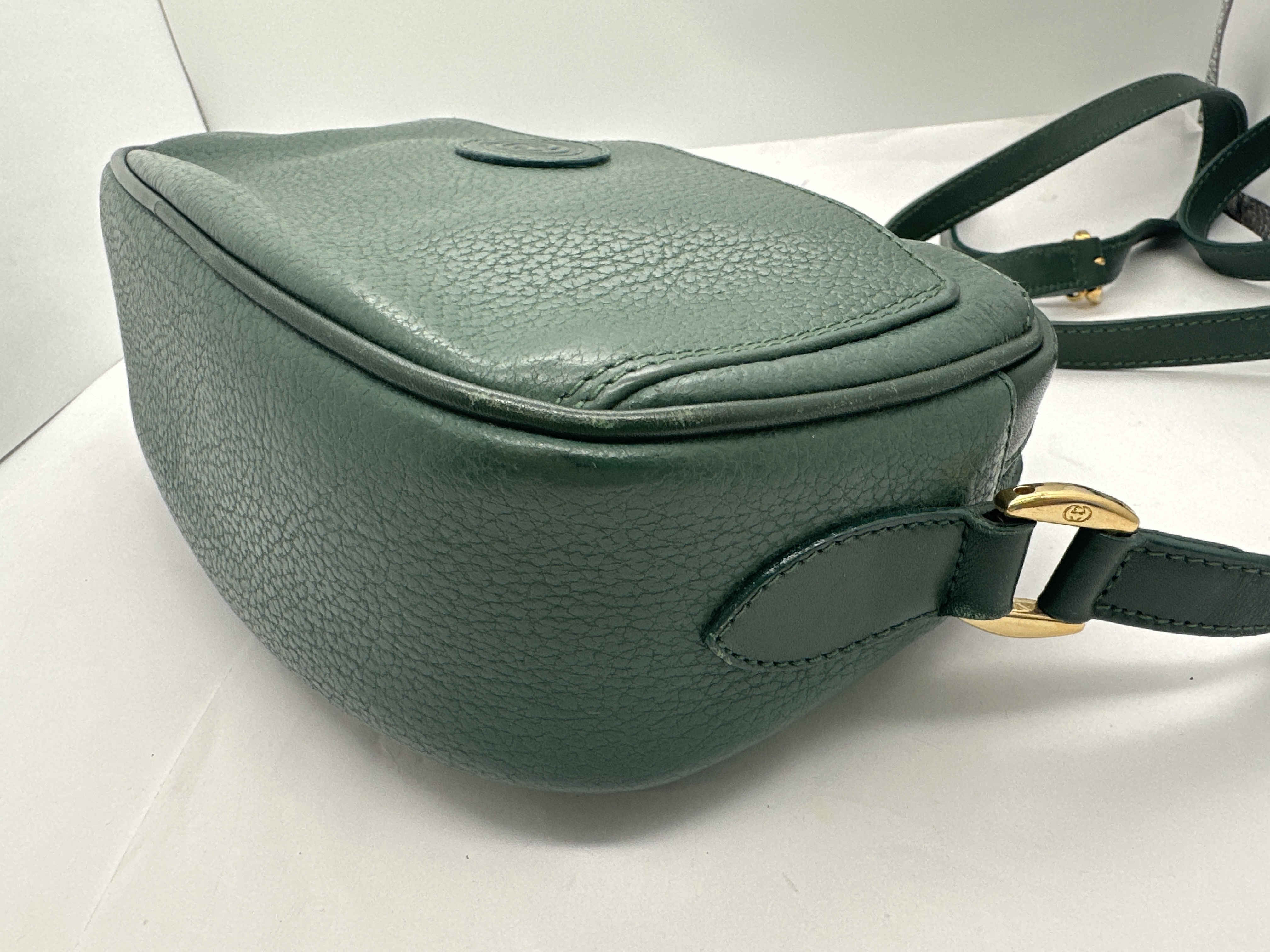 Old GG Leather Shoulder Bag — view 3