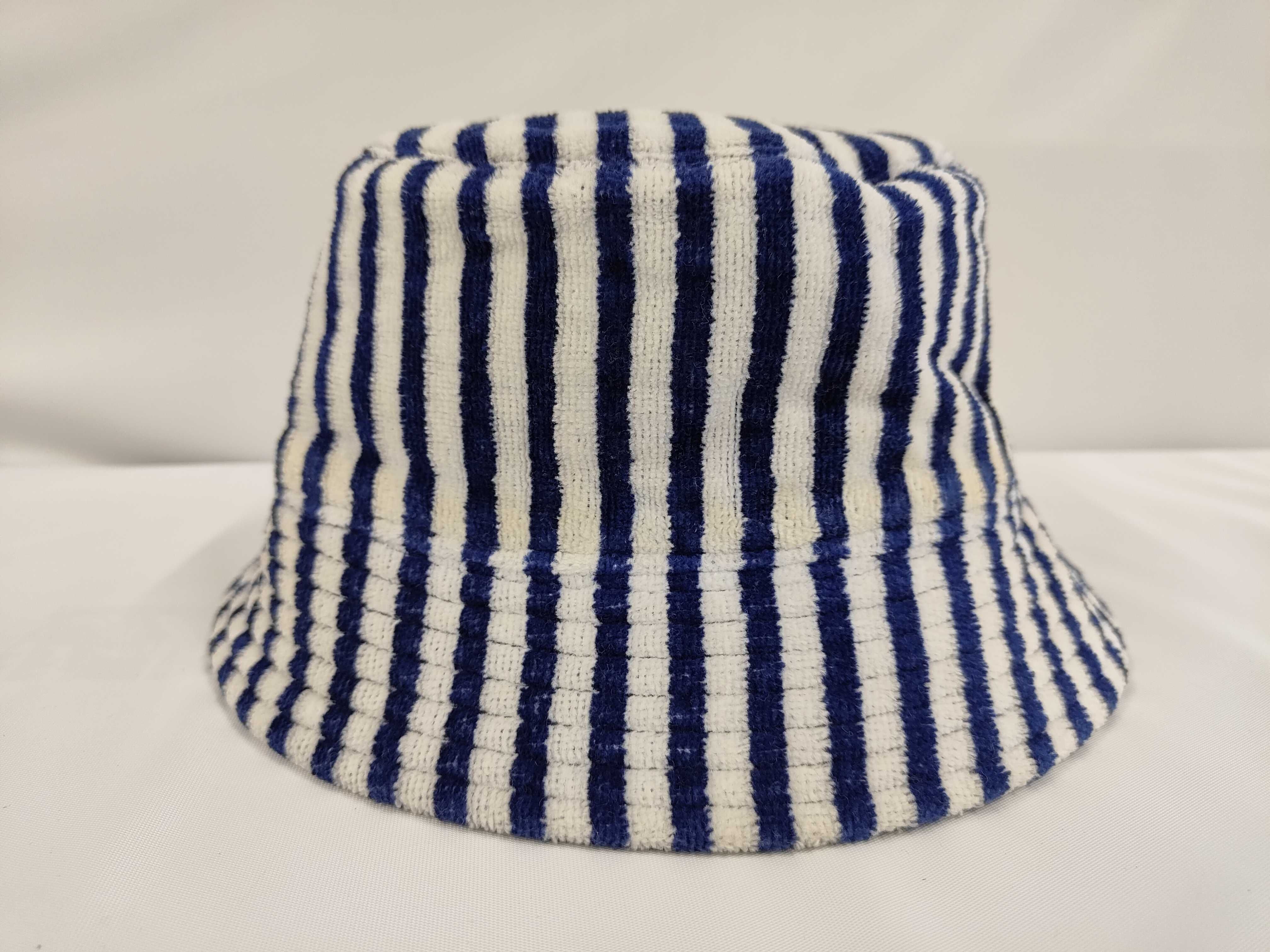 LV Graphical Hat M77622 HX1252 Other Accessories — view 3