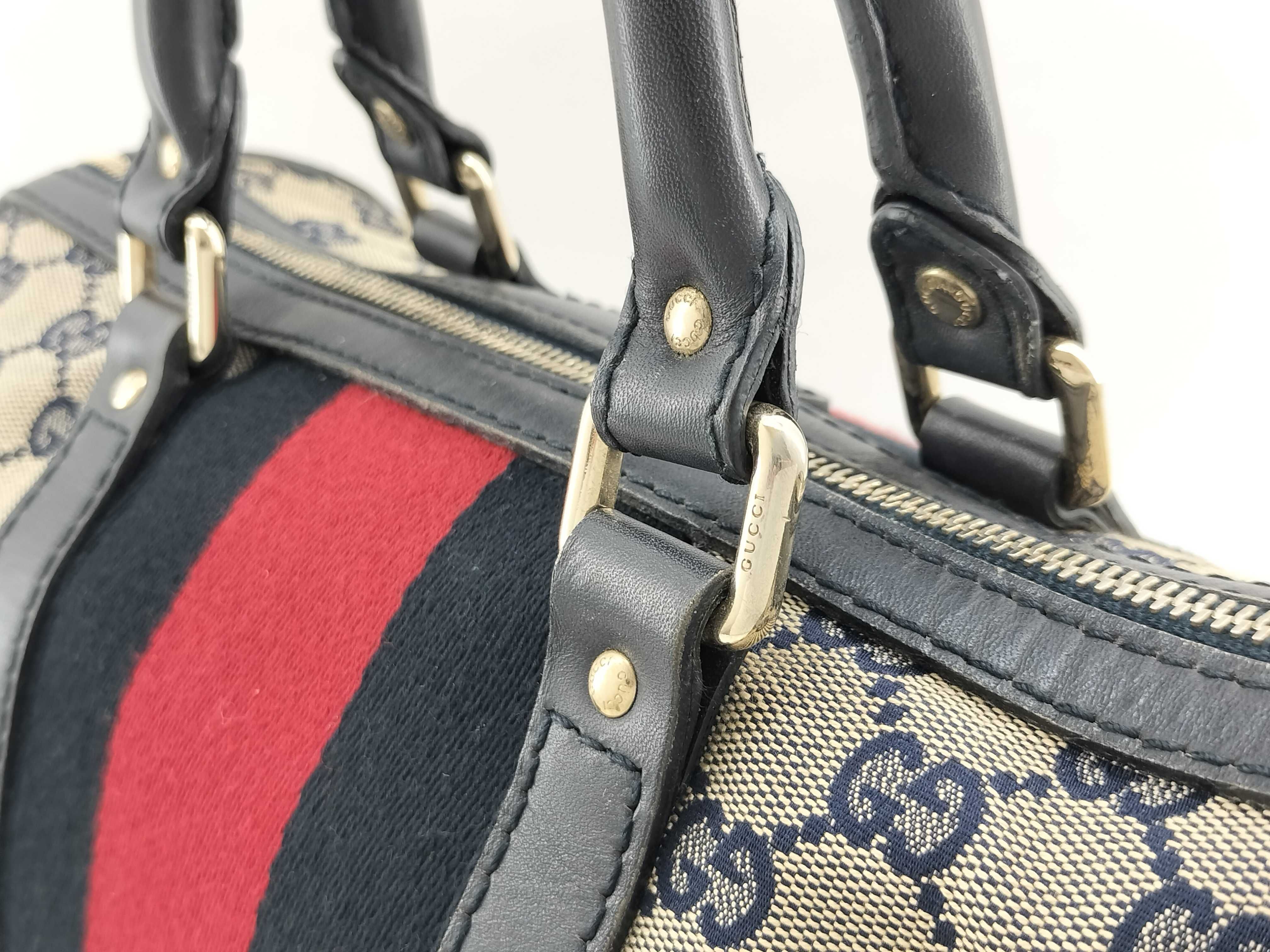 GG Canvas Gucci 2-way Handbag — view 3