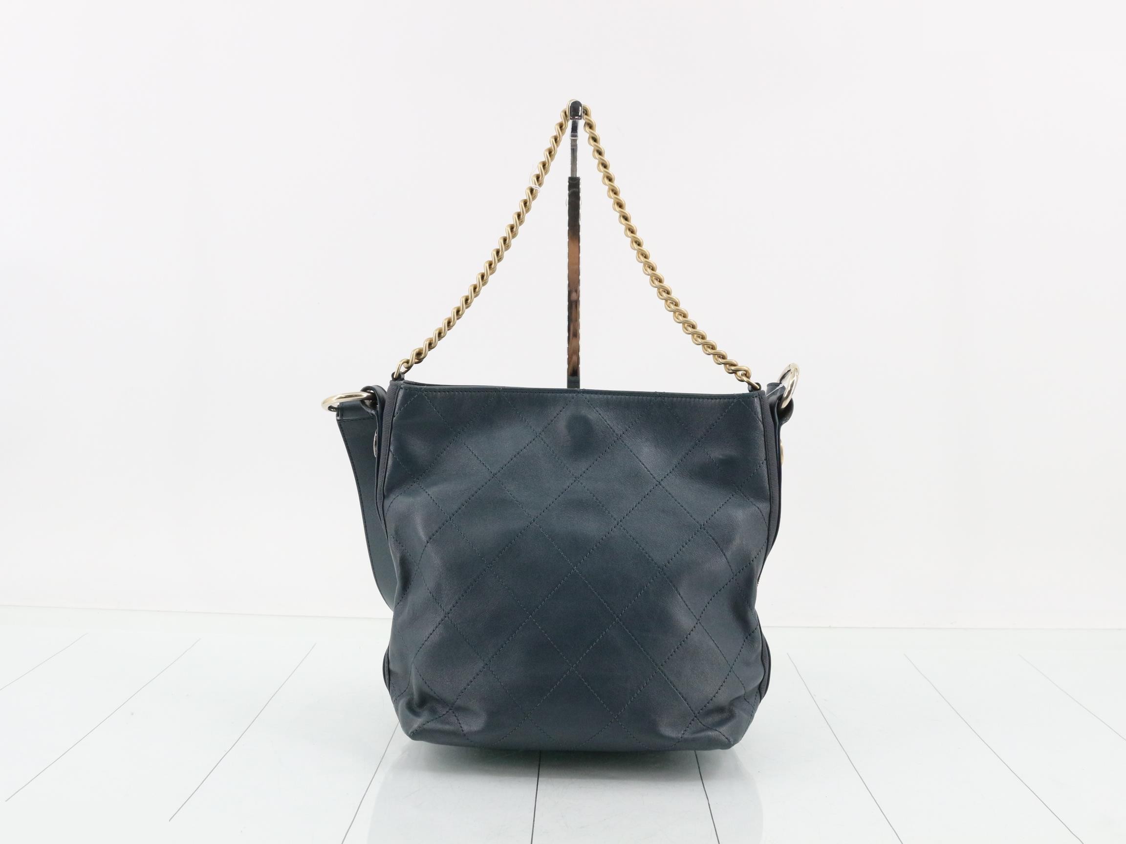 Matelasse Leather 2WAY Hand/Semi-Shoulder Bag — view 2
