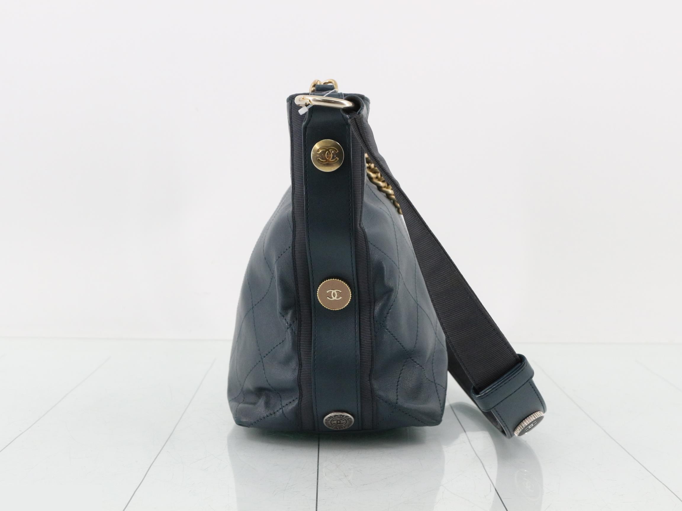 Matelasse Leather 2WAY Hand/Semi-Shoulder Bag — view 4