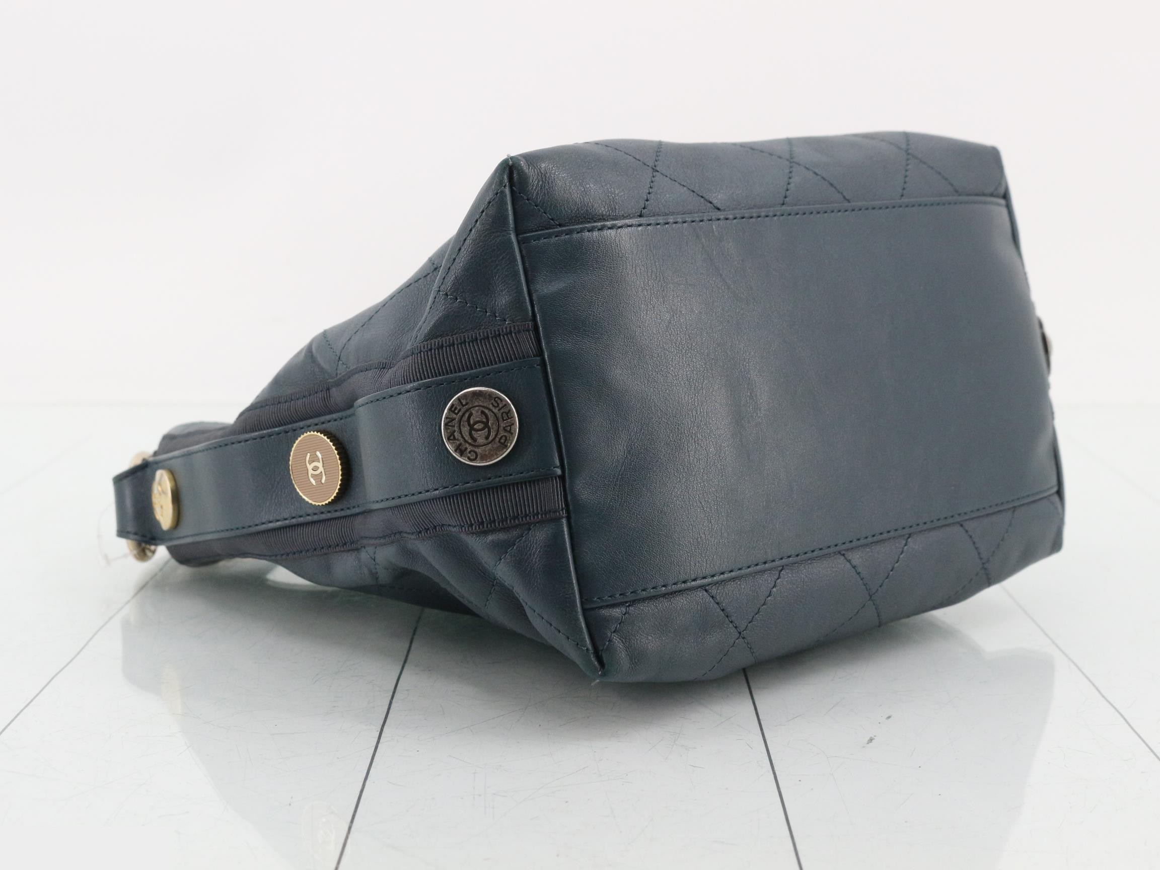 Matelasse Leather 2WAY Hand/Semi-Shoulder Bag — view 5