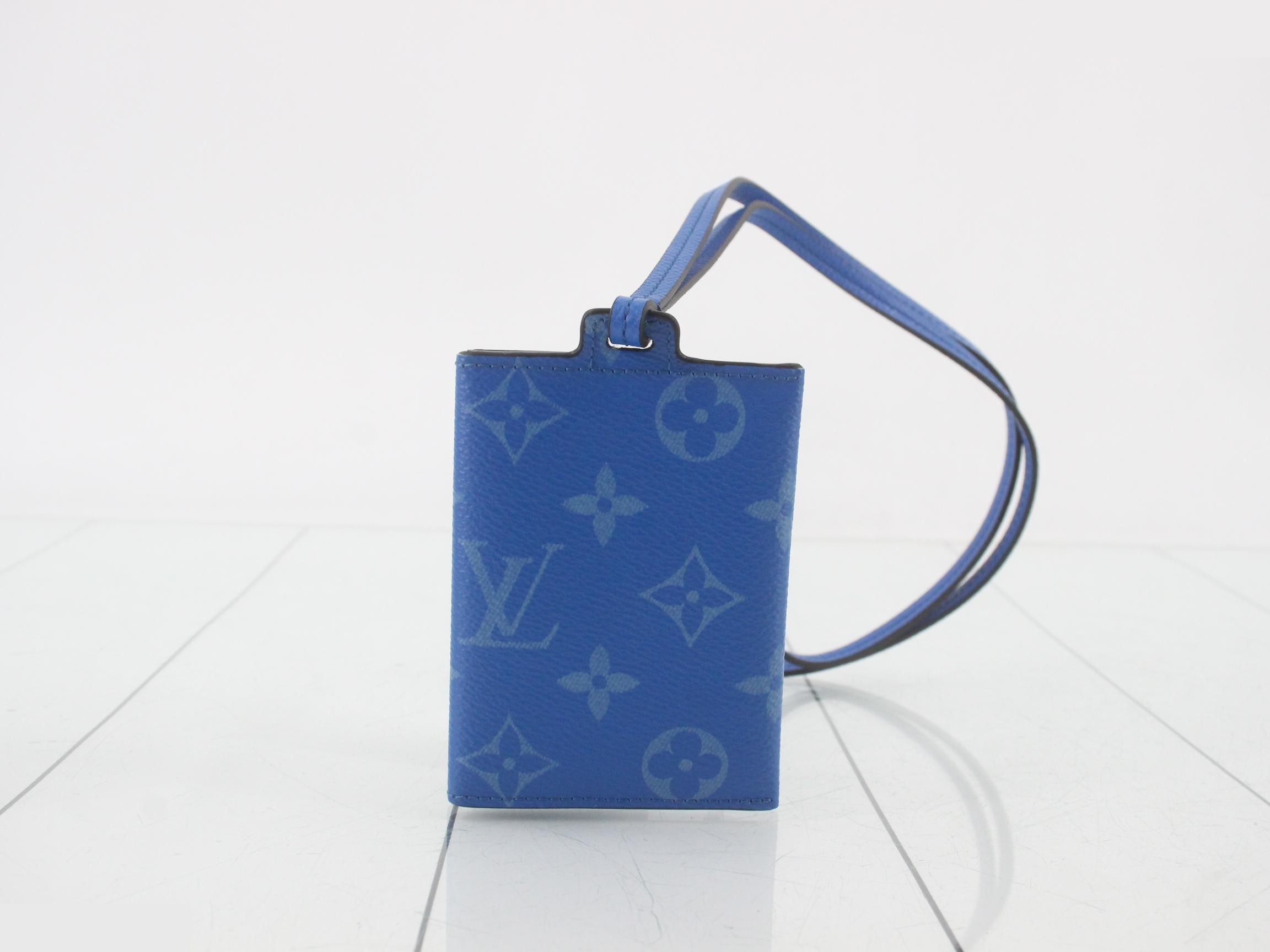 M83154 Portocarte Onstrap Taigarama — view 2
