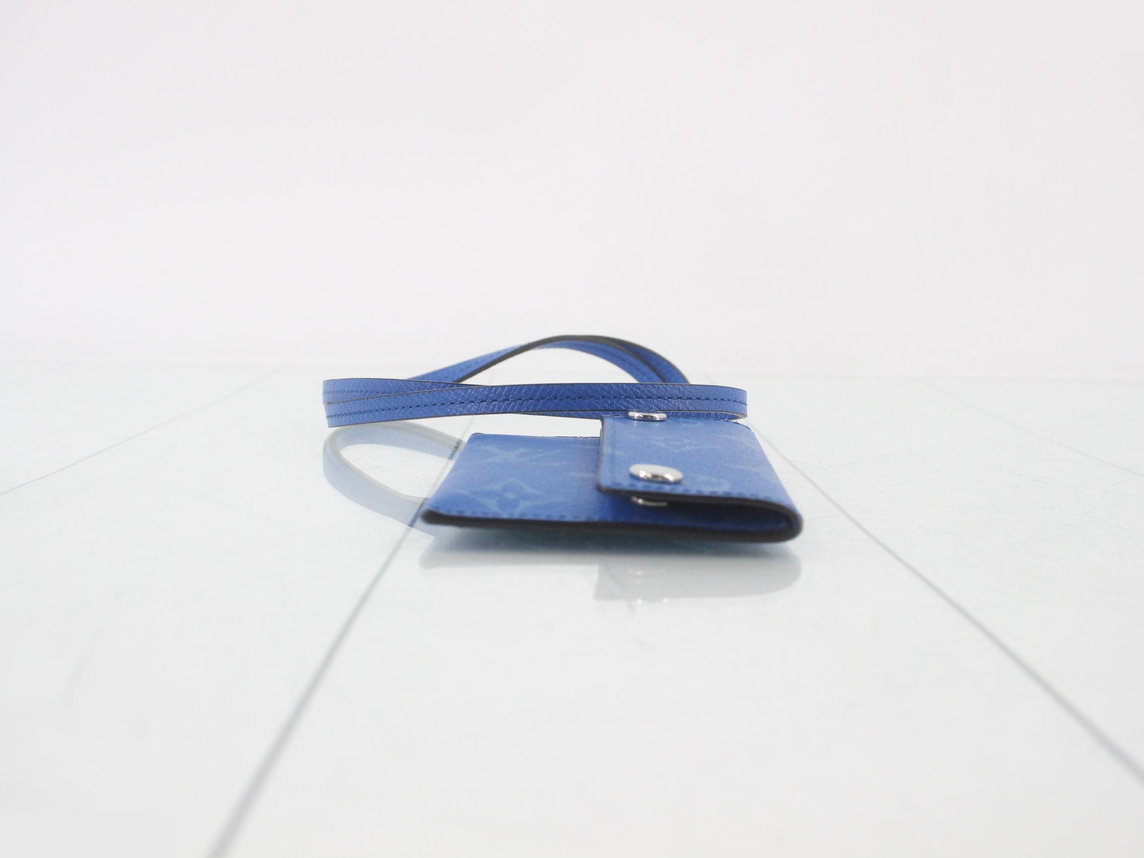 M83154 Portocarte Onstrap Taigarama — view 3