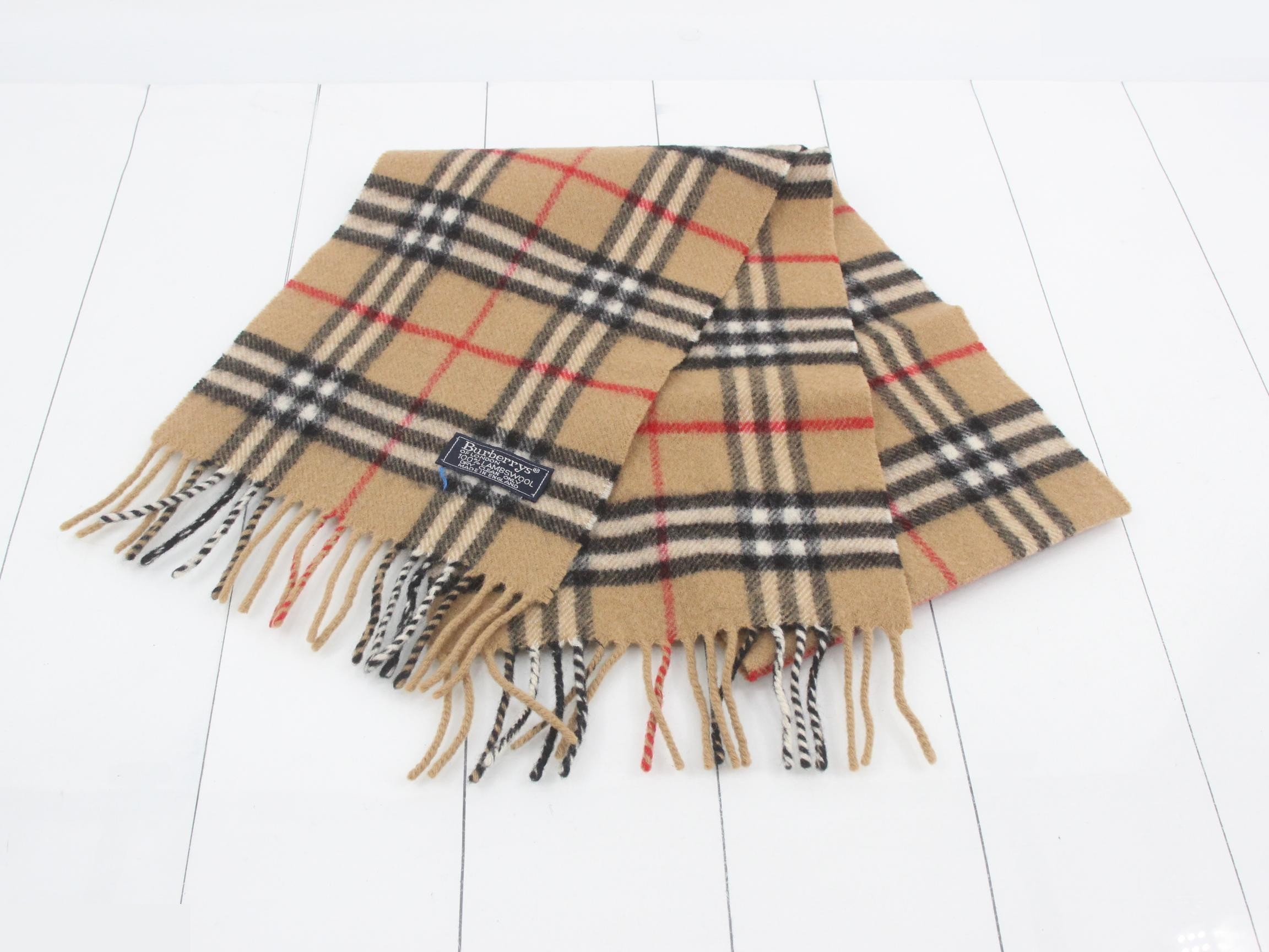 Other lines: Small items, accessories, and scarves — view 2