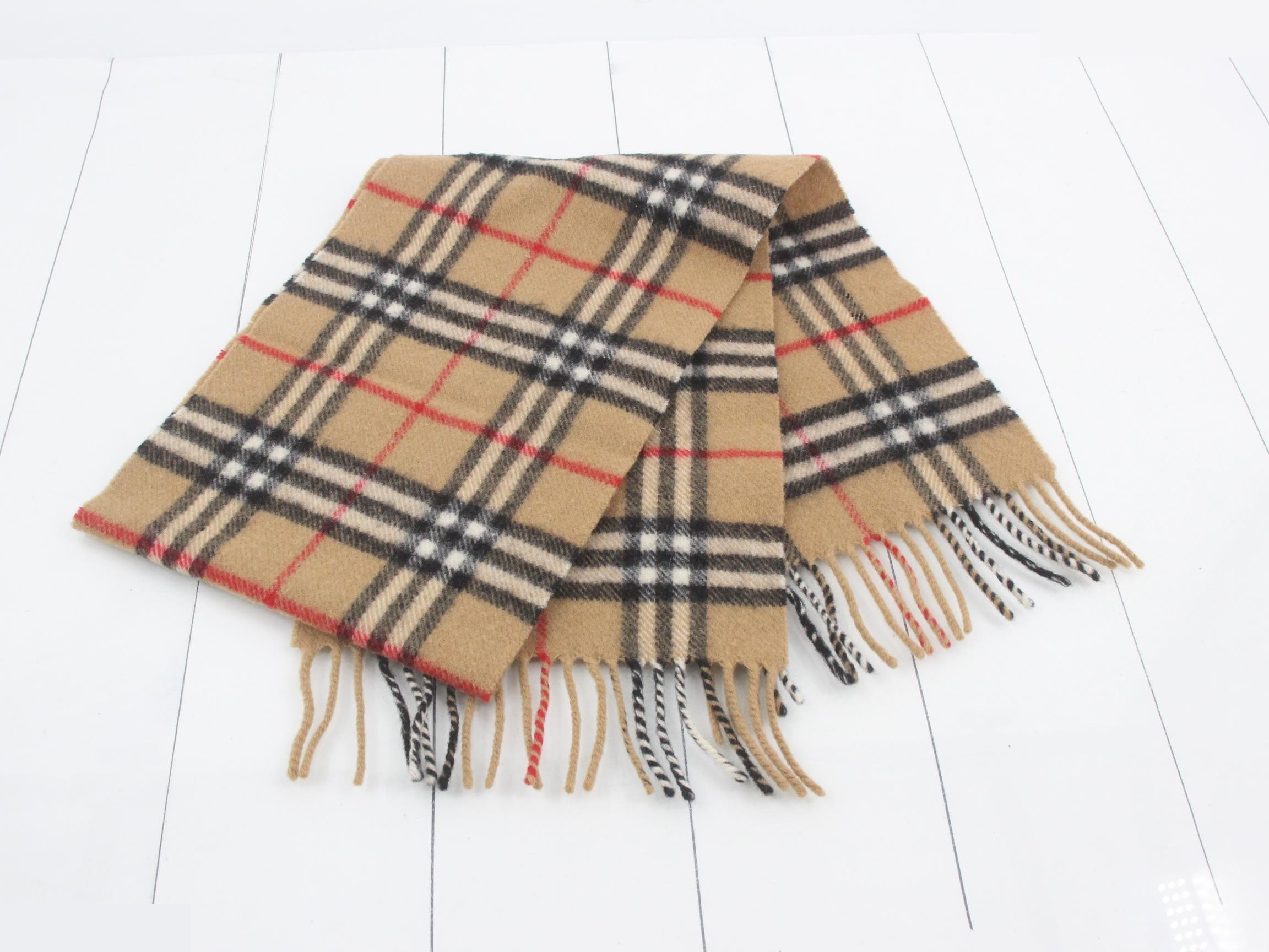 Other lines: Small items, accessories, and scarves — view 3