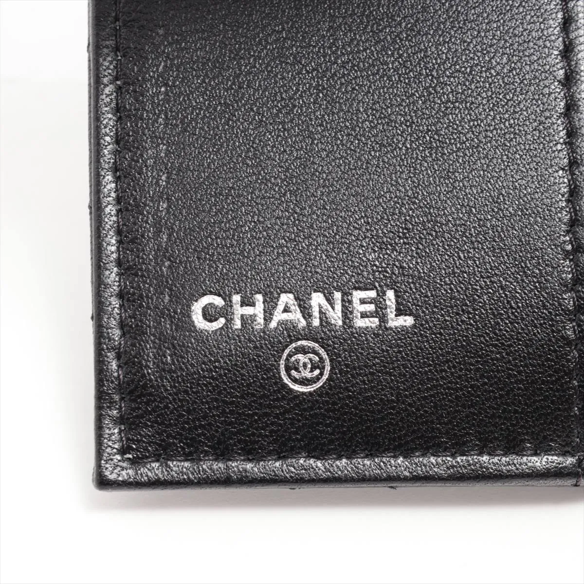 Matelasse Lambskin Compact Wallet Black Silver Hardware 31579720 — view 8
