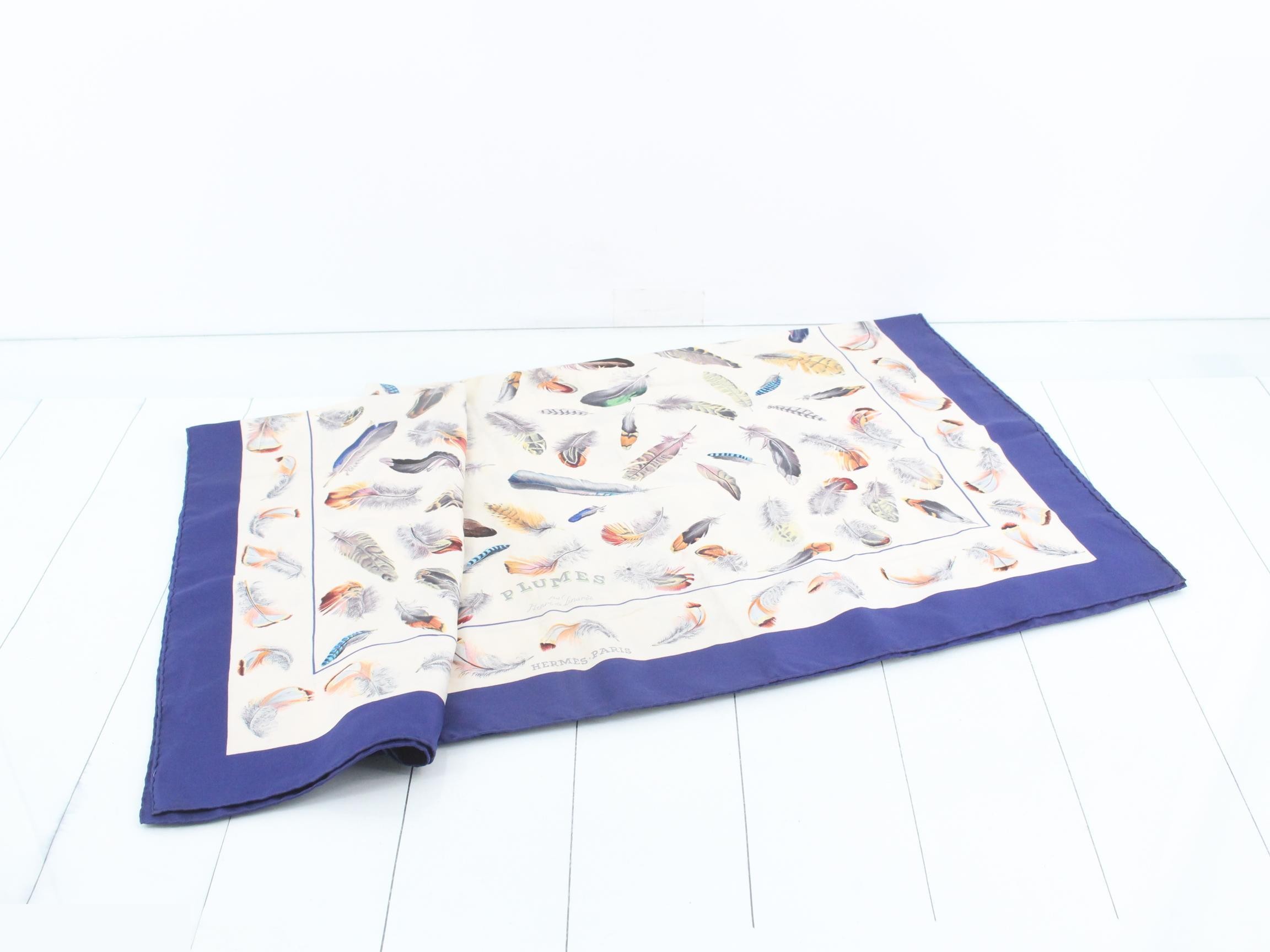 Hermès Carre 90 Ivory Blue Silk — view 3