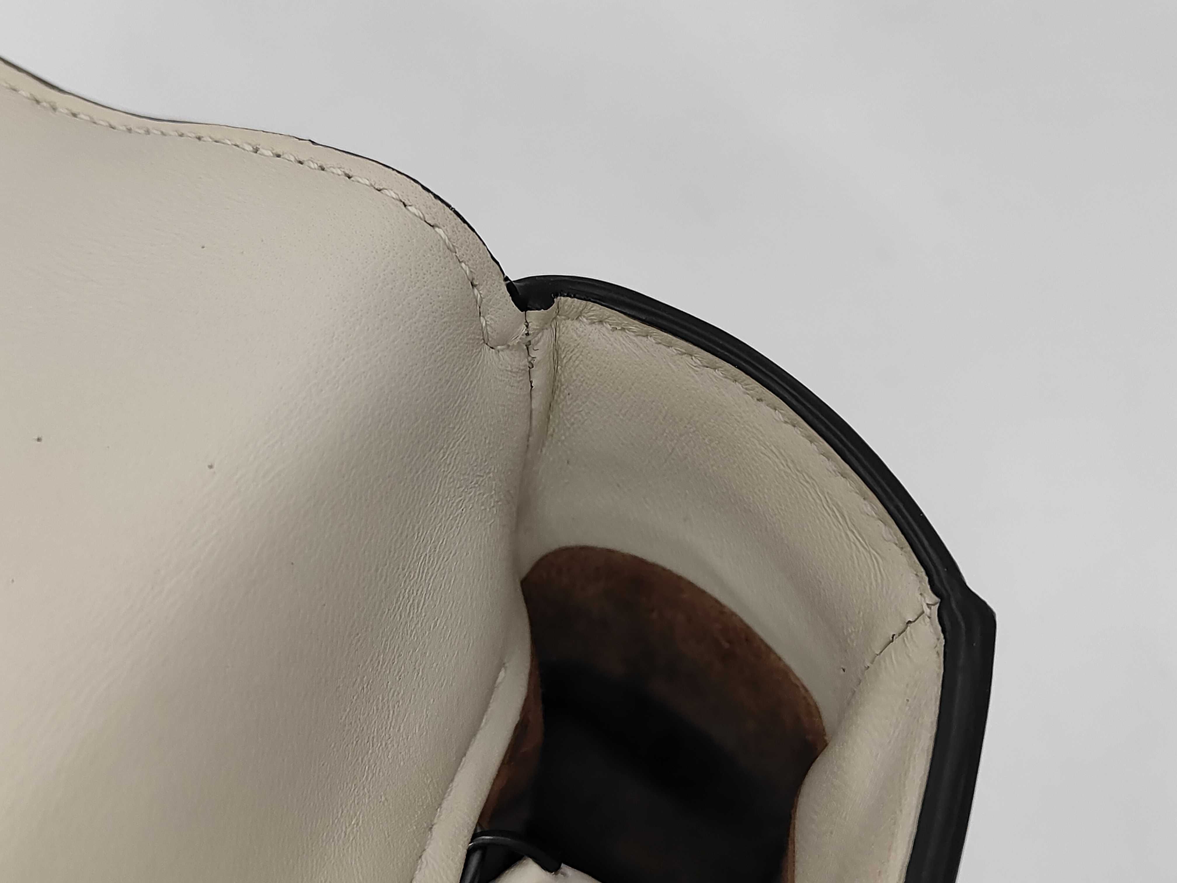 Intrecciato Handbag Shoulder Bag Handbag — view 11