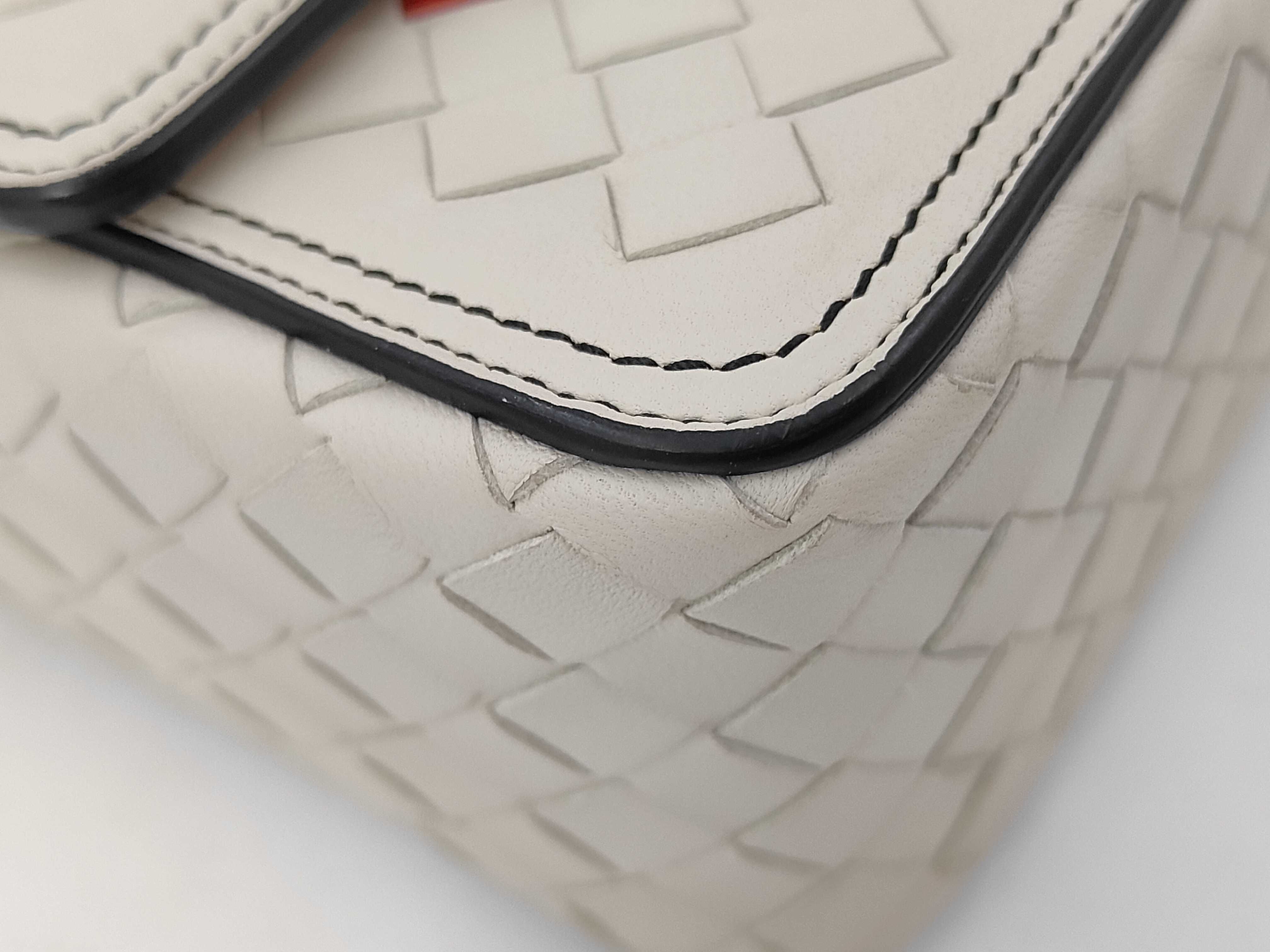 Intrecciato Handbag Shoulder Bag Handbag — view 3