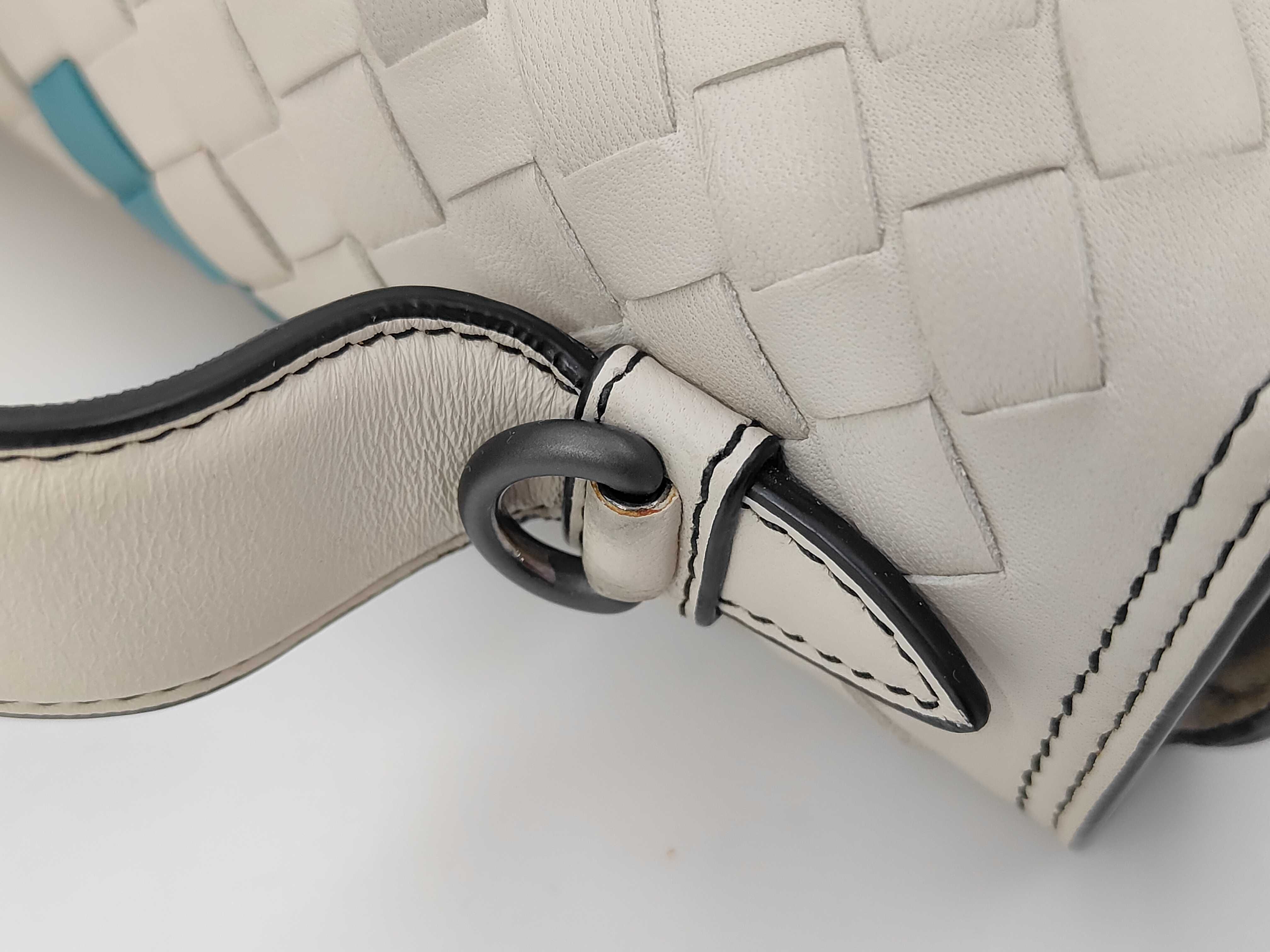 Intrecciato Handbag Shoulder Bag Handbag — view 7