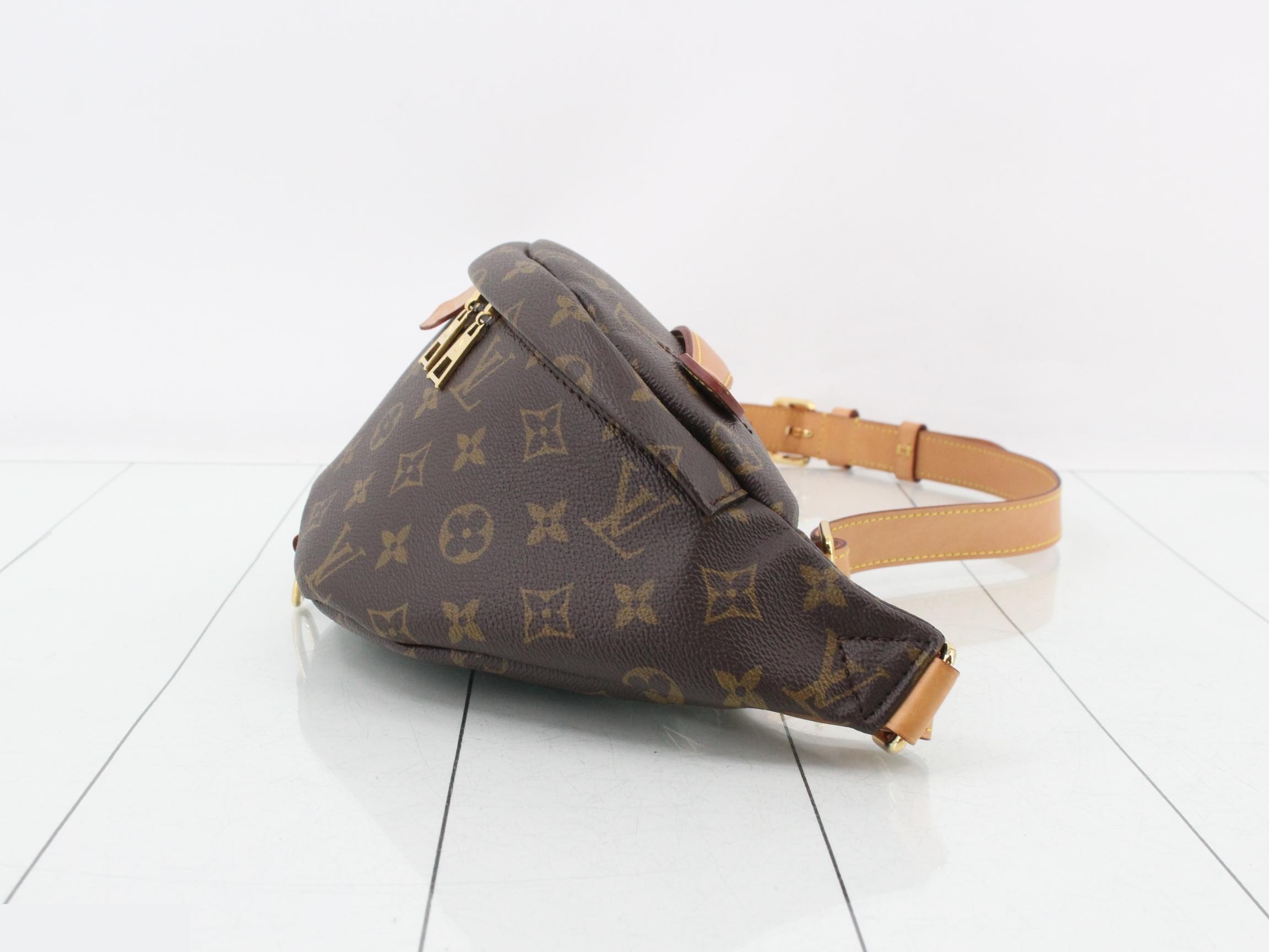 Bumbag — view 3