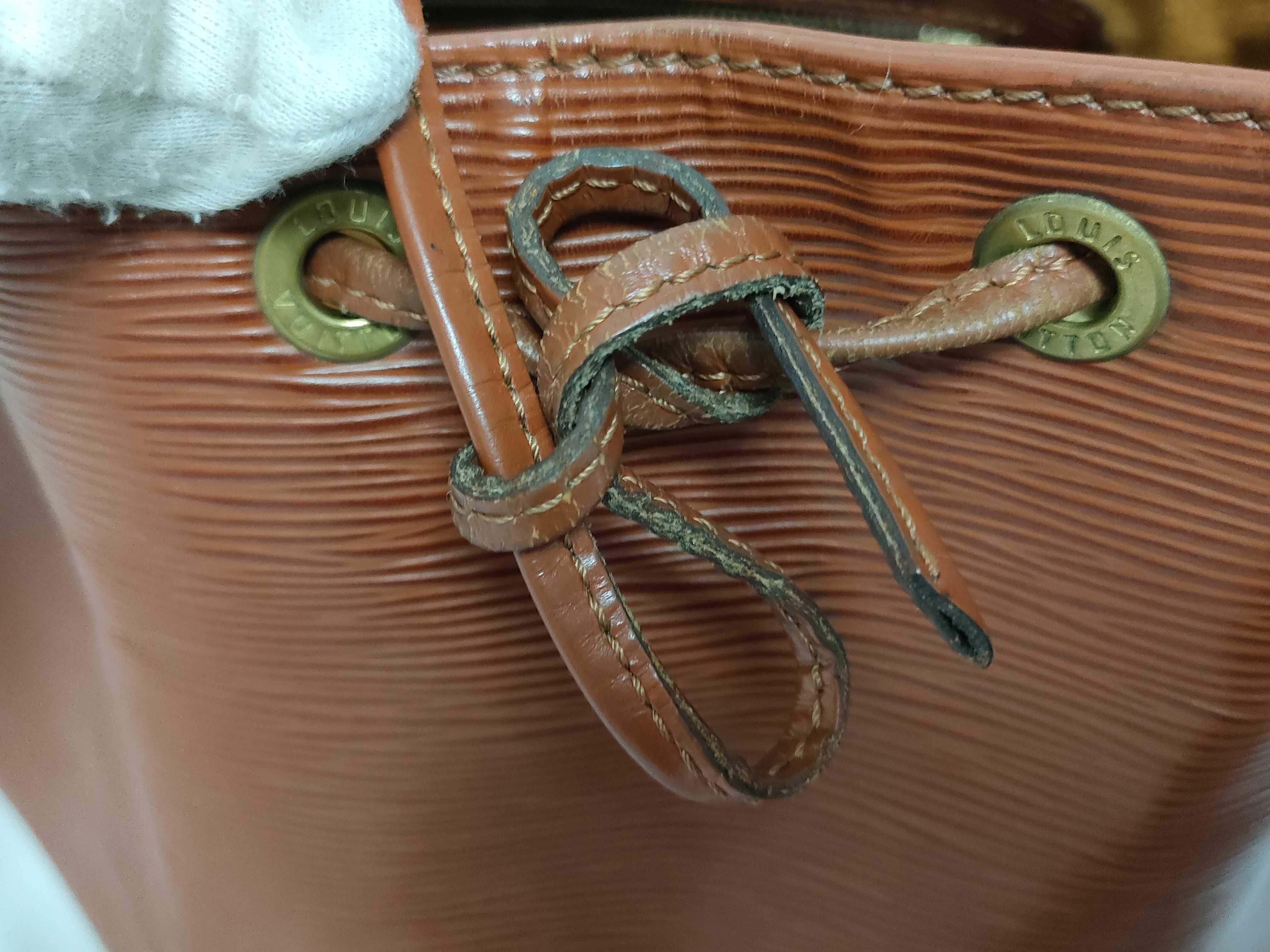 Epi Leather Petit Noé Brown Shoulder Bag M44103 A20942 — view 11
