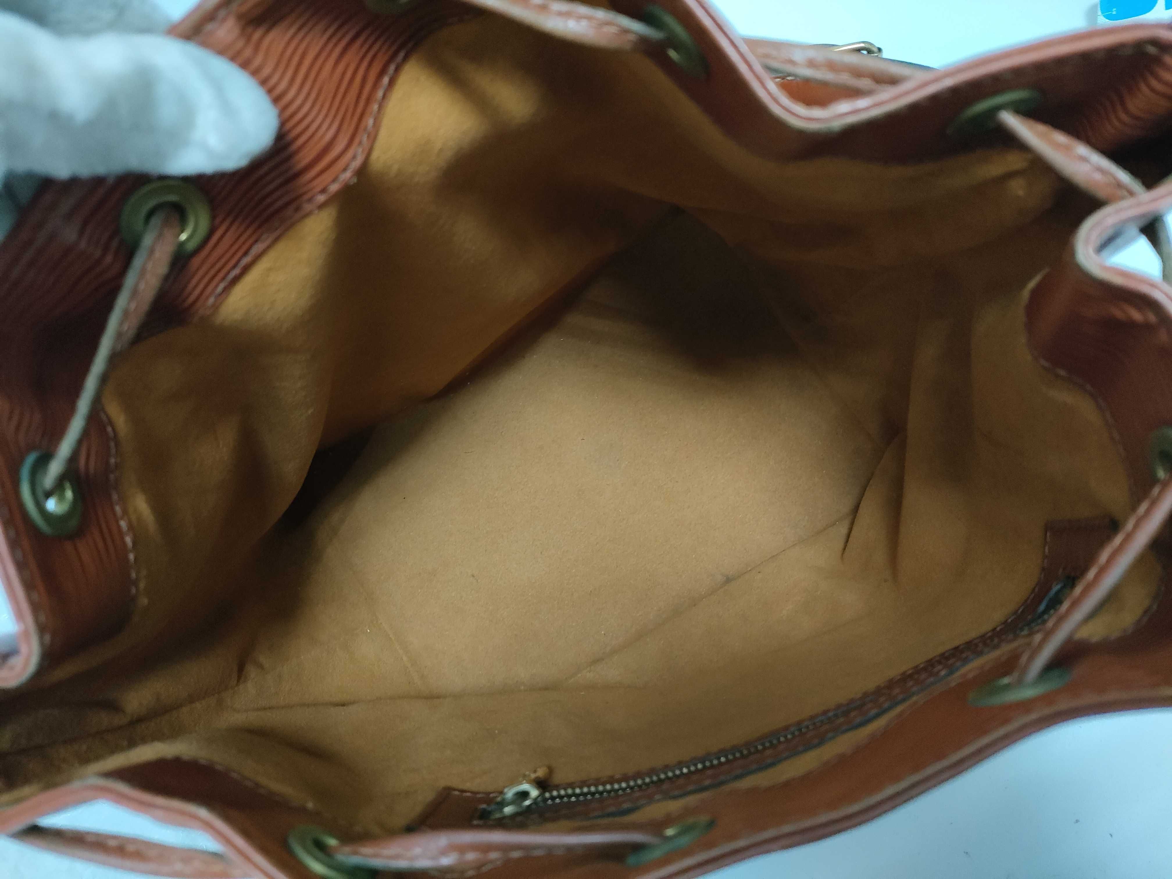 Epi Leather Petit Noé Brown Shoulder Bag M44103 A20942 — view 10