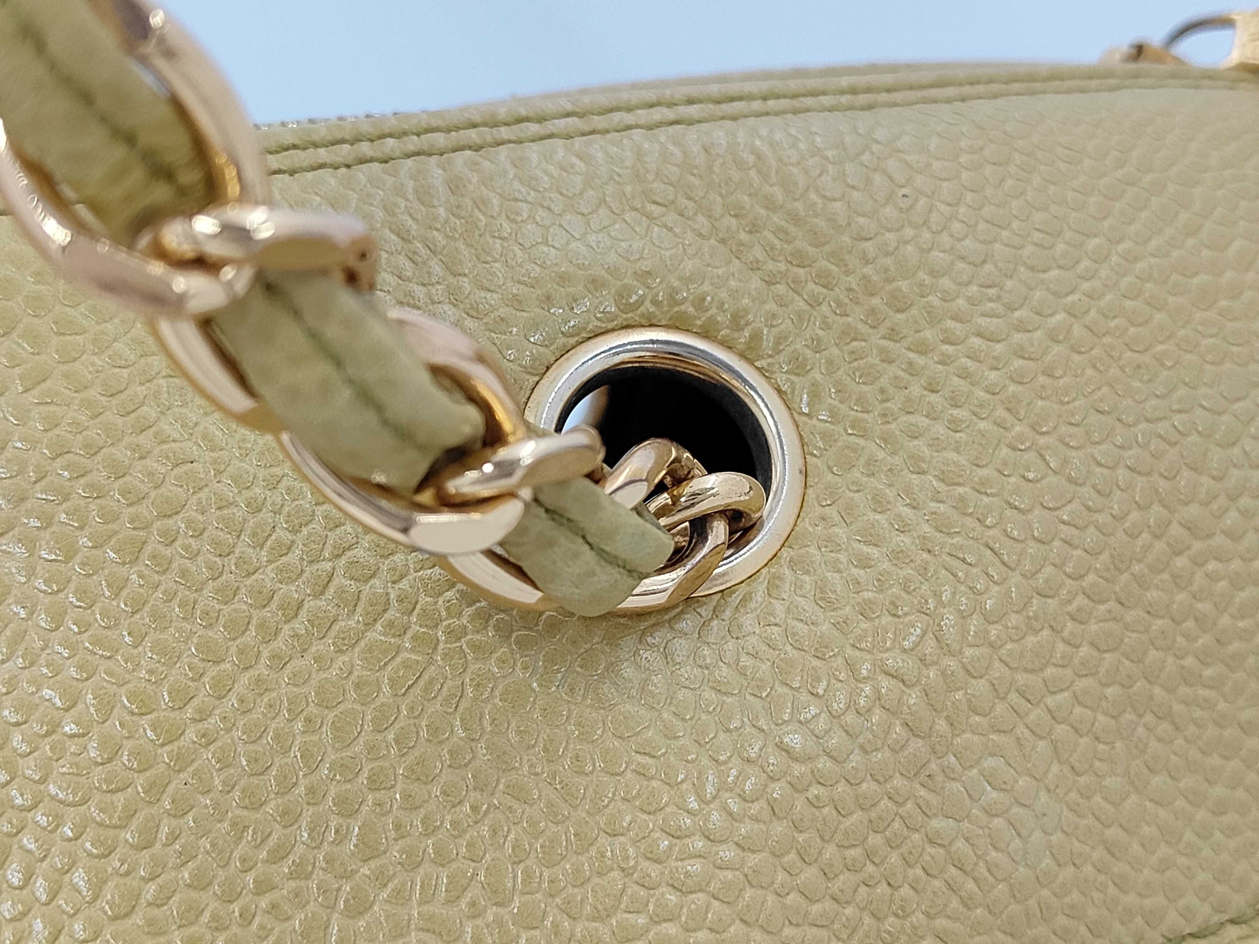 Caviar Skin Chain Tote 5313058 Yellow (Department Store Seal 98/7/22YS) Tote Bag — view 3